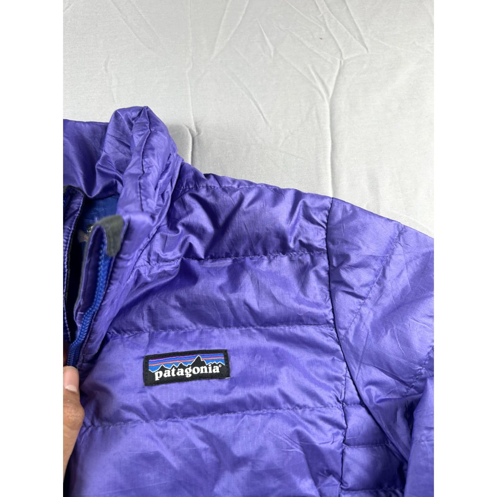 Patagonia Patagonia Jacket Women Small Purple Lightweight Puffer Full Zip Insulated Hiking Size S / US 4 / IT 40 - 5 Thumbnail