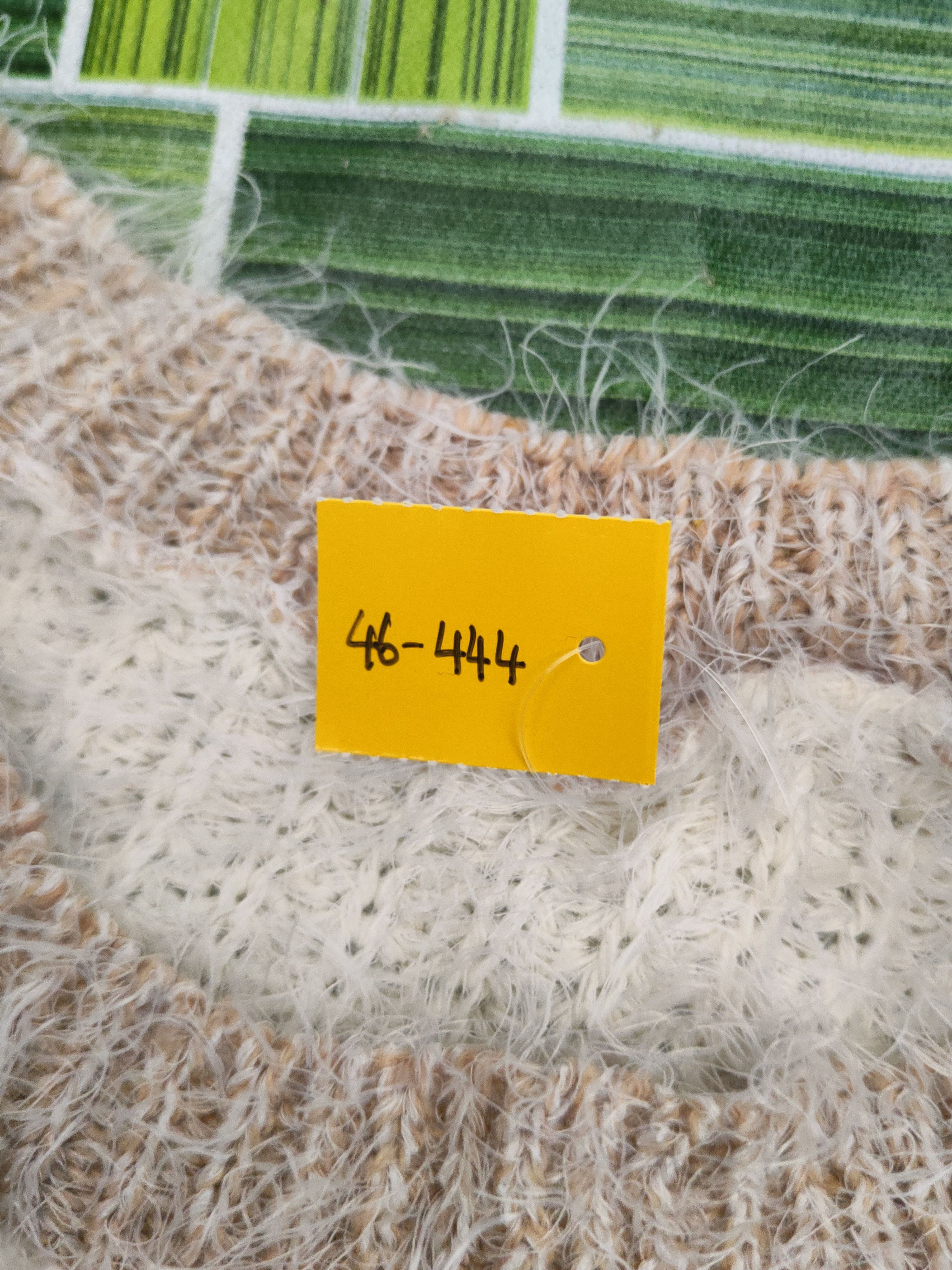 Japanese Brand DL A Lla Moda Beige Cream Fur Mohair Knitwear #46-444 Size M / US 6-8 / IT 42-44 - 14 Thumbnail