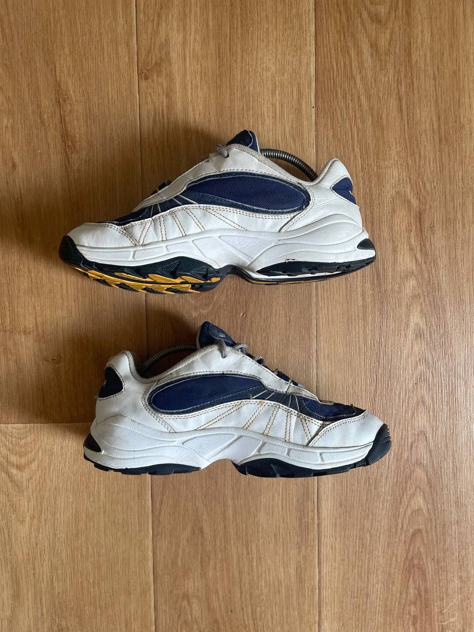 Nike × Vintage Nike Vintage Running 1999 Size US 5.5 / EU 38 - 3 Thumbnail