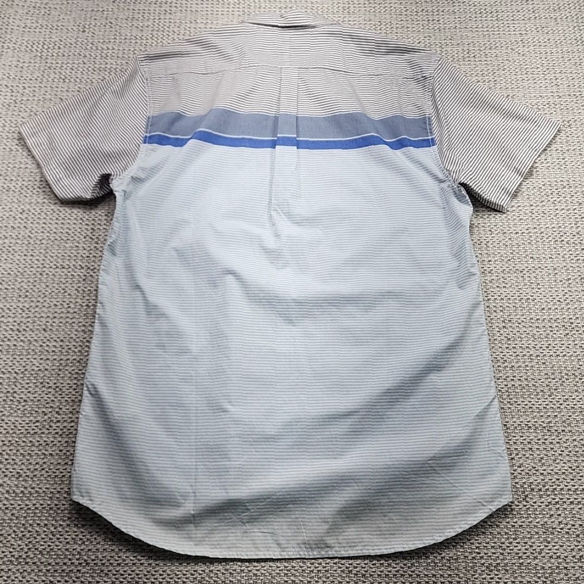 Quiksilver Quiksilver Shirt Mens XL XLarge Button Up Short Sleeve Modern Fit Striped Casual Size US XL / EU 56 / 4 - 7 Thumbnail