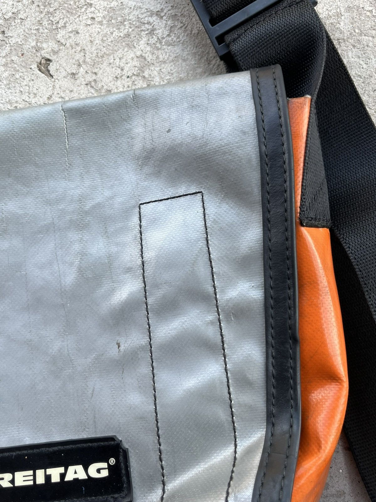 Freitag Vintage Freitag F11 Lassie Recycled Messenger Bag Crossbody Size ONE SIZE - 5 Thumbnail