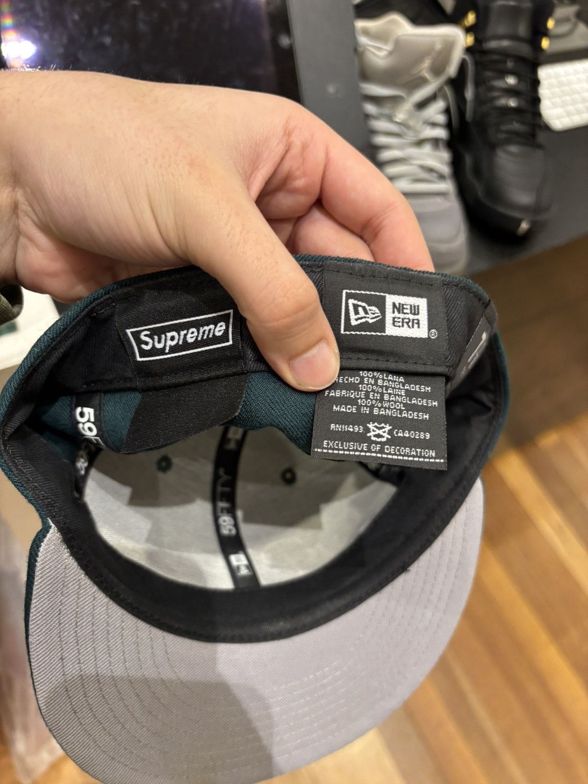 New Era × Supreme Supreme x New Era Classic Script Logo Fitted Hat Size ONE SIZE - 4 Thumbnail