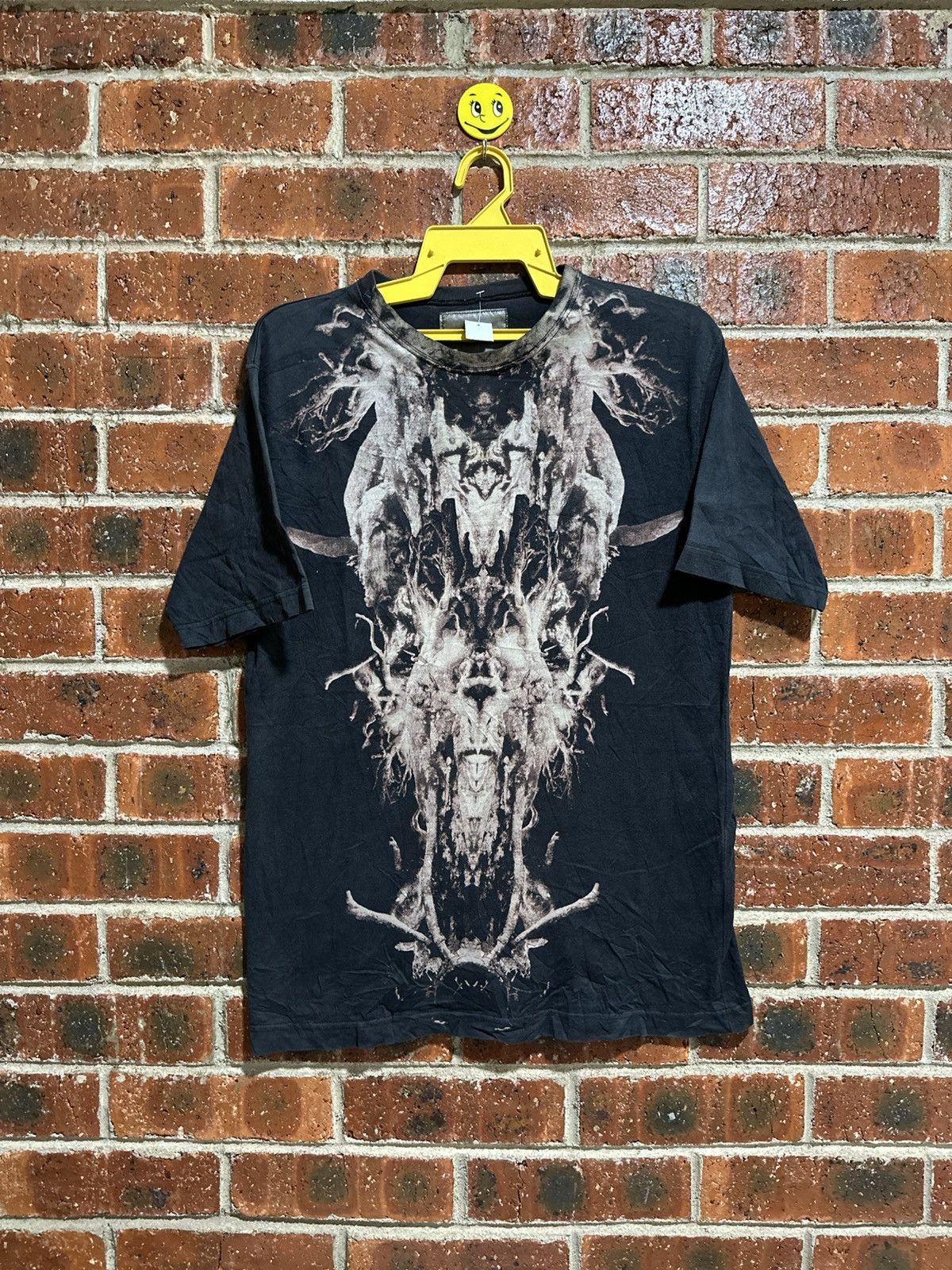 Japanese Brand Vintage Graphic Print Faded Tee Size US M / EU 48-50 / 2 - 1 Thumbnail
