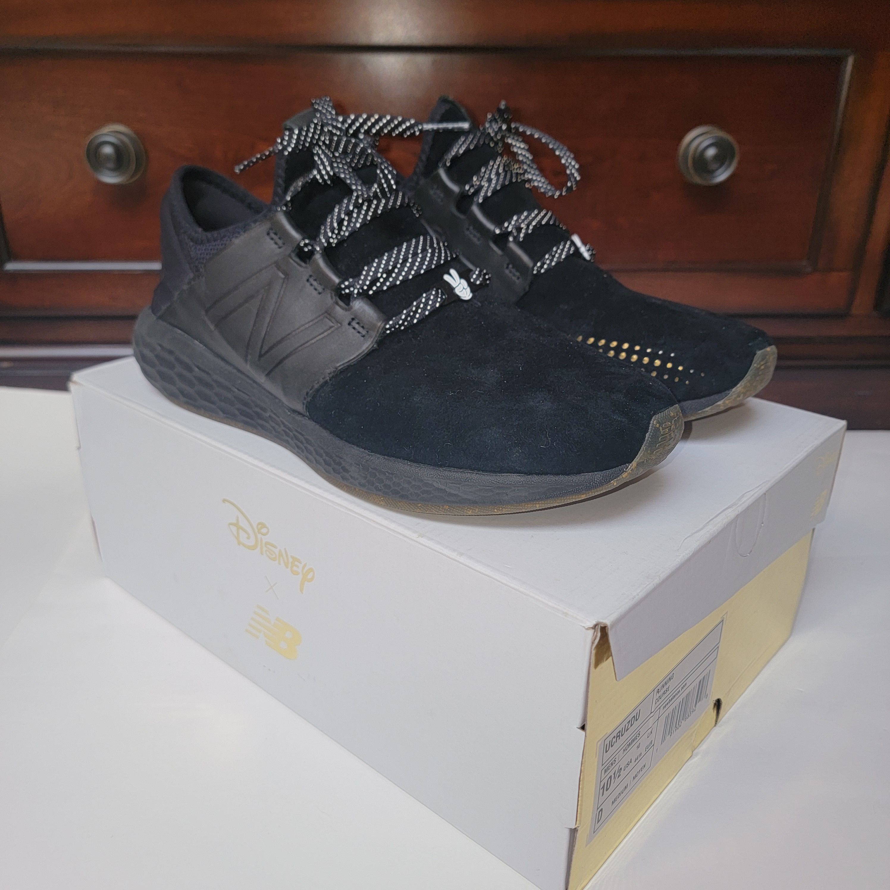 Disney x New Balance Fresh Foam Cruz Mickey Mouse Logo