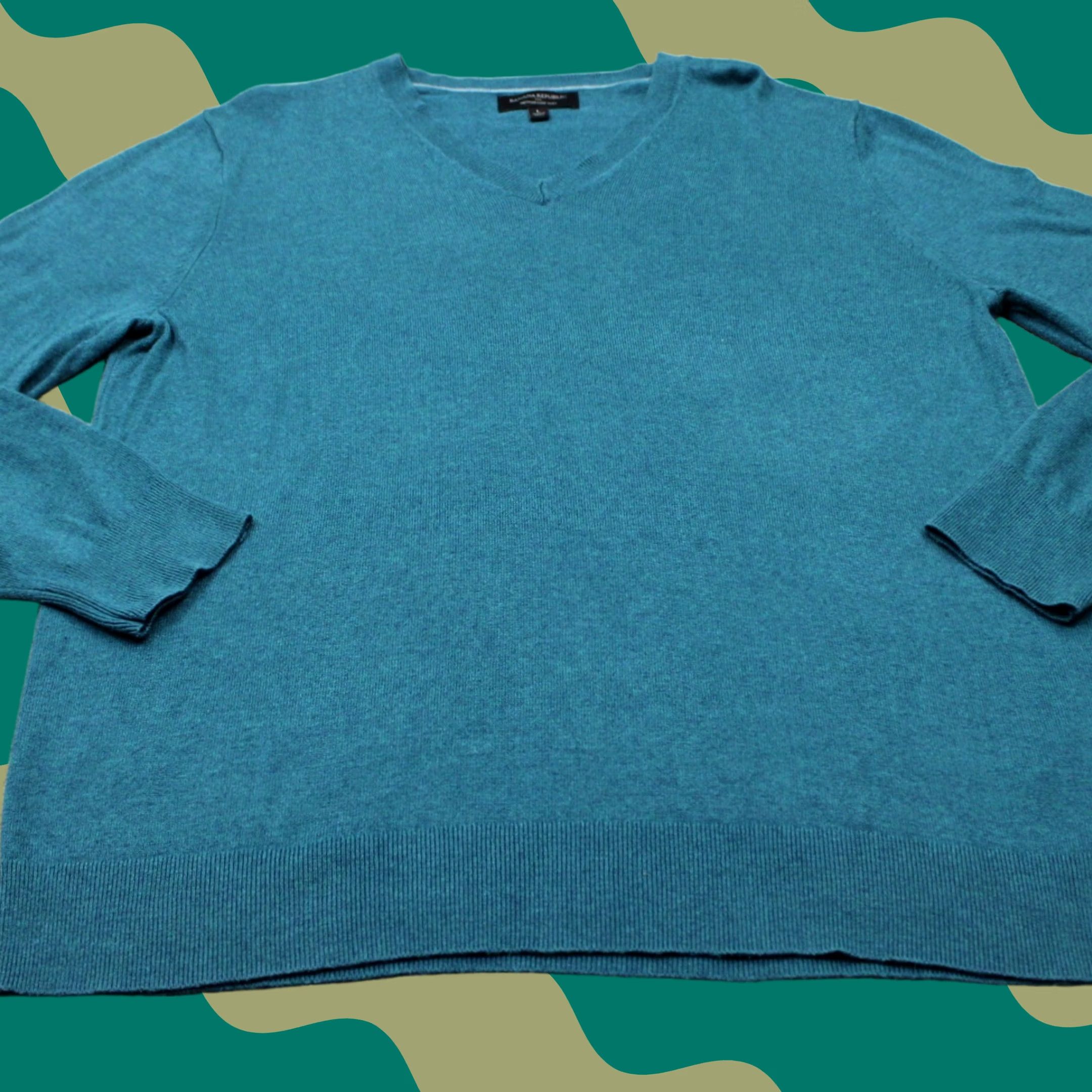 Banana Republic Banana Republic Sweatshirt Mens Large Green Premium Luxe Yarn Cashmere Sweater Size US L / EU 52-54 / 3 - 1 Thumbnail