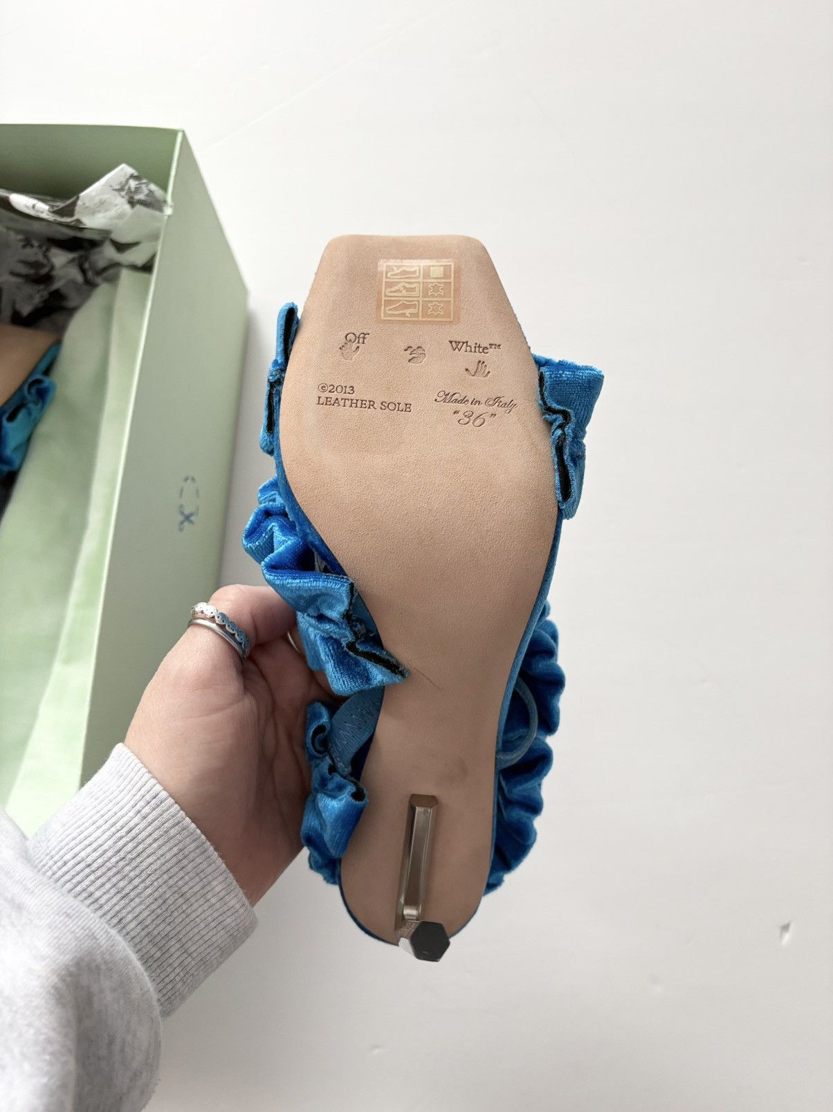 Off-White Off White Allen Curtain velvet ruffle sandals Size US 6 / IT 36 - 6 Thumbnail