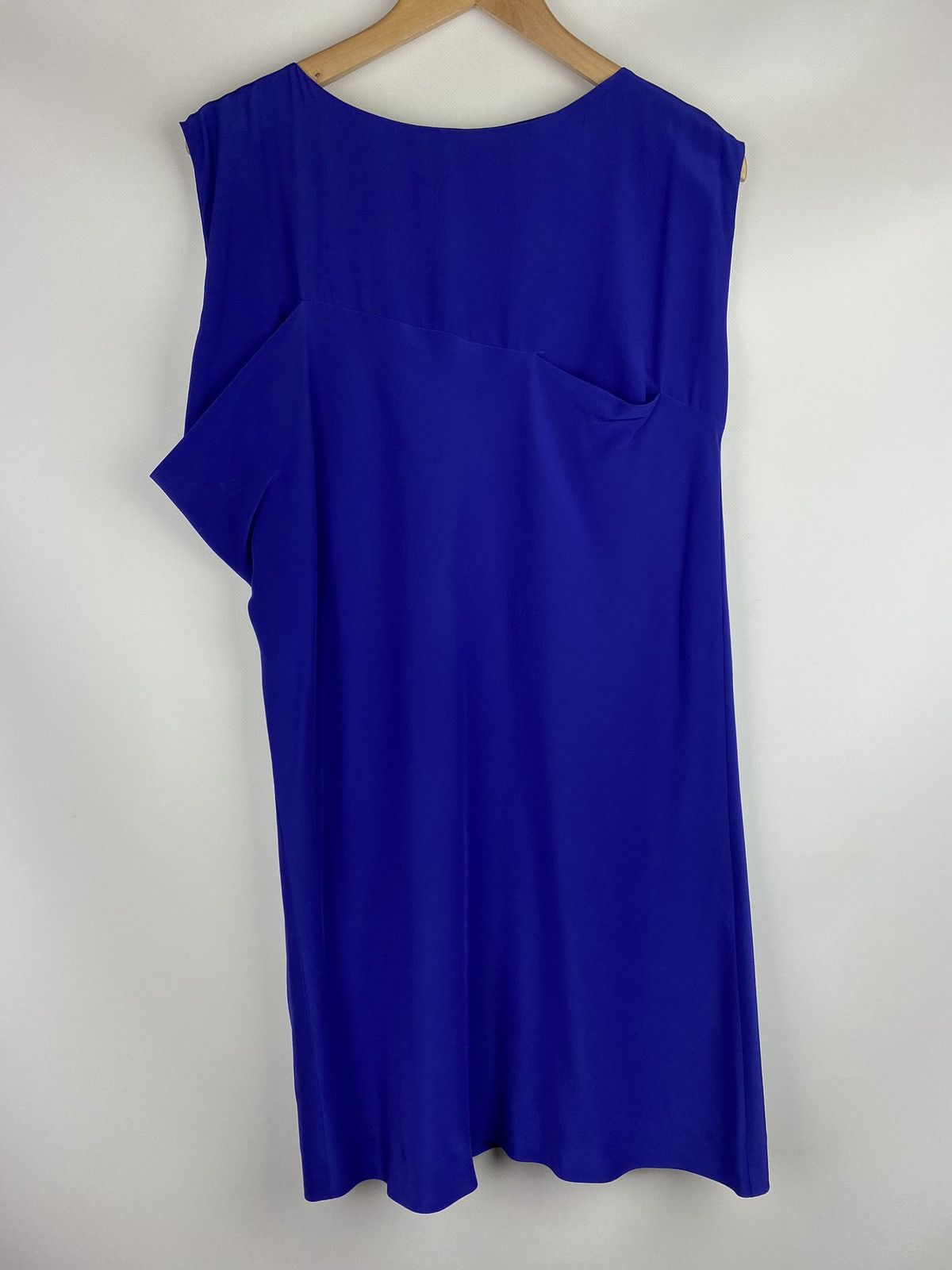 Maison Margiela BNWT! Maison Margiela ladies assymetrical silk dress size 42 Size M / US 6-8 / IT 42-44 - 1 Thumbnail