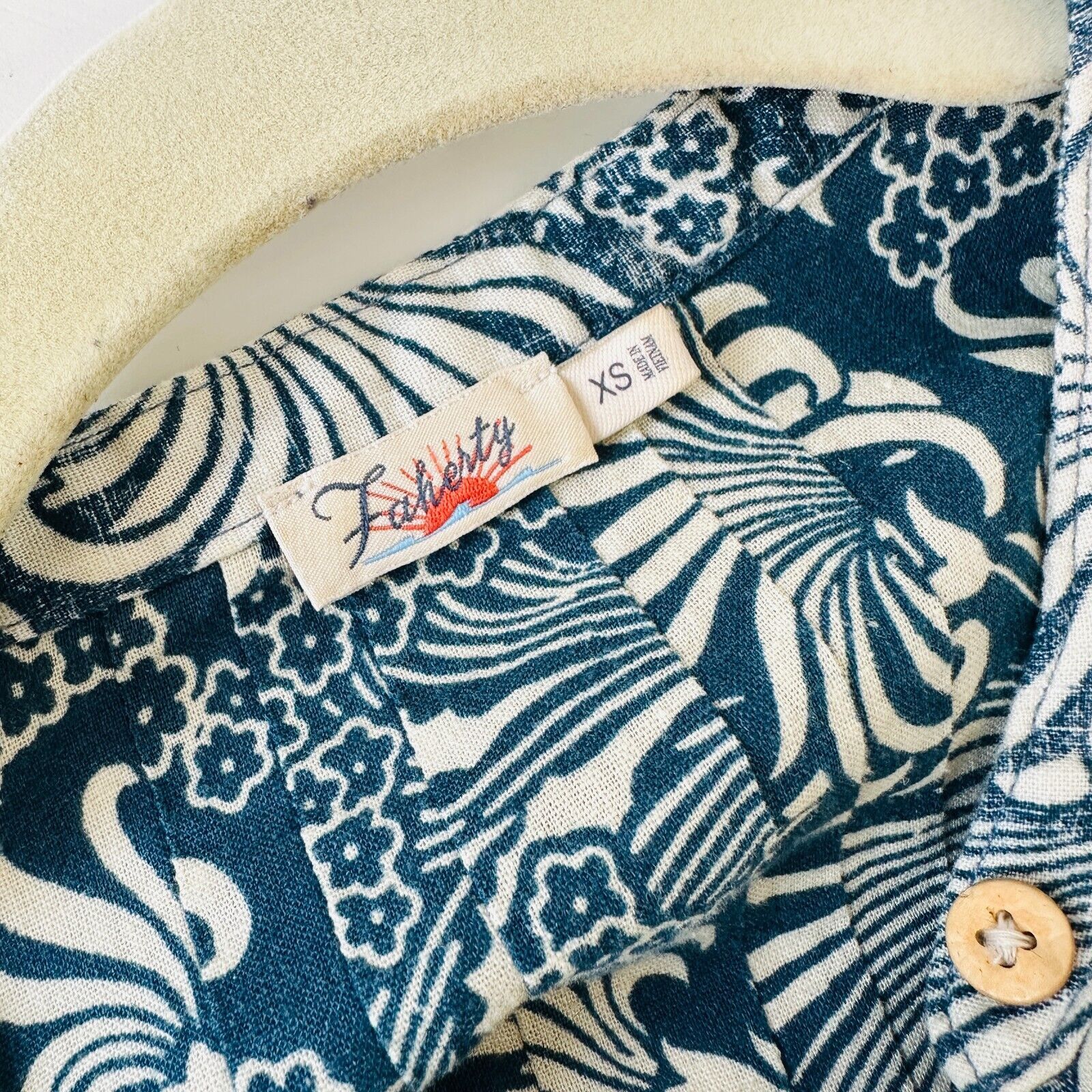 Faherty Faherty Hawaiian Print Gemina Tunic Dress VNeck Short Sleeve Size XS / US 0-2 / IT 36-38 - 9 Thumbnail
