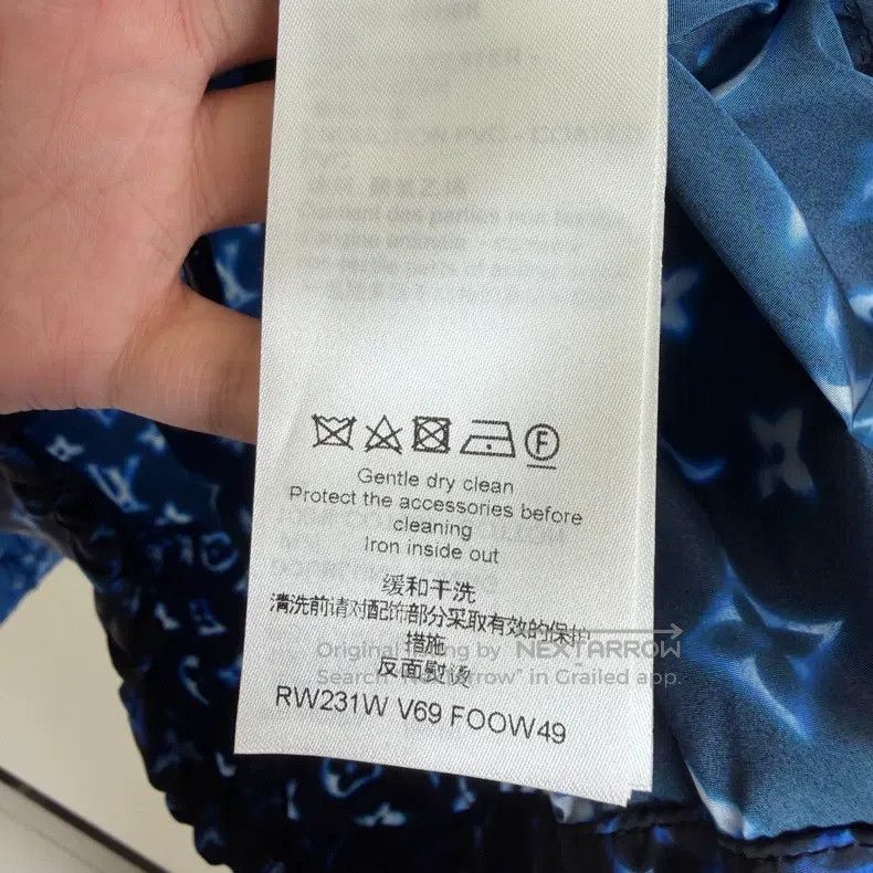 Louis Vuitton Louis Vuitton Gradient blue full print assault jacket Size XXS / US 00 / IT 34 - 6 Thumbnail