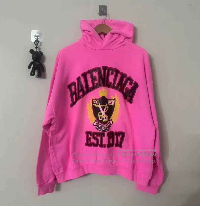 Balenciaga Balenciaga Pink Scissors Letter Logo Hoodie Size US S / EU 44-46 / 1 - 1 Thumbnail