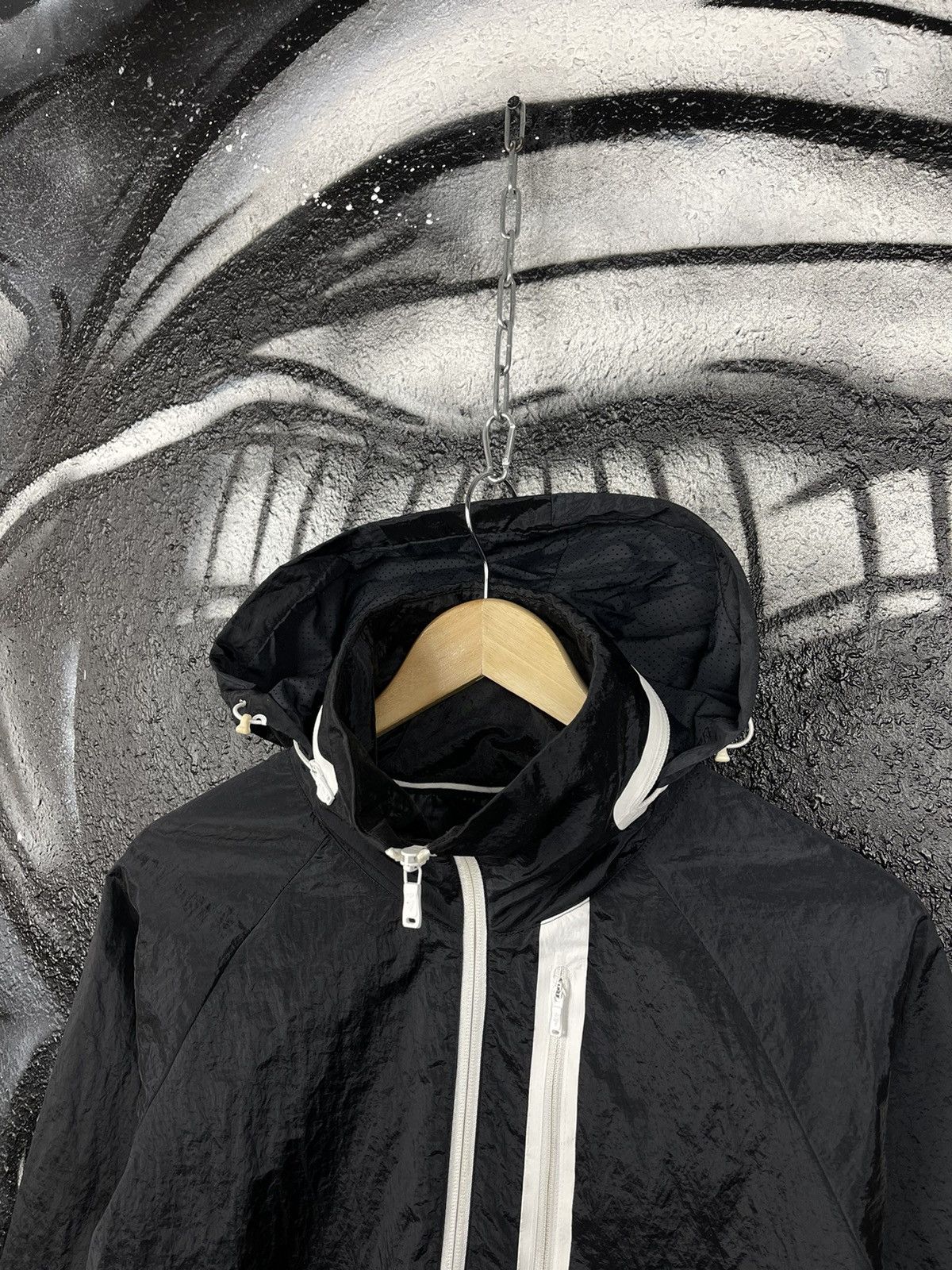 Nike Nike Tech Aeroshield Moto Jacket Women’s Size M Size M / US 6-8 / IT 42-44 - 13 Thumbnail