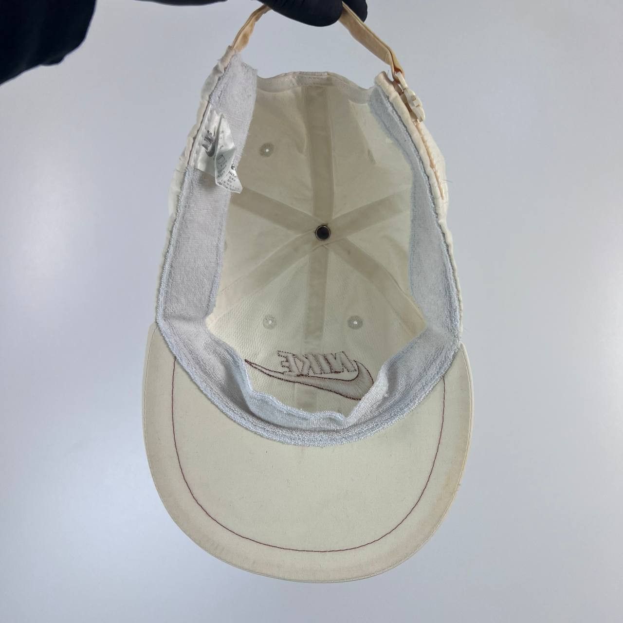 Nike Nike Air Vintage 90s White Embroidered Logo Hat One Size Size ONE SIZE - 5 Thumbnail