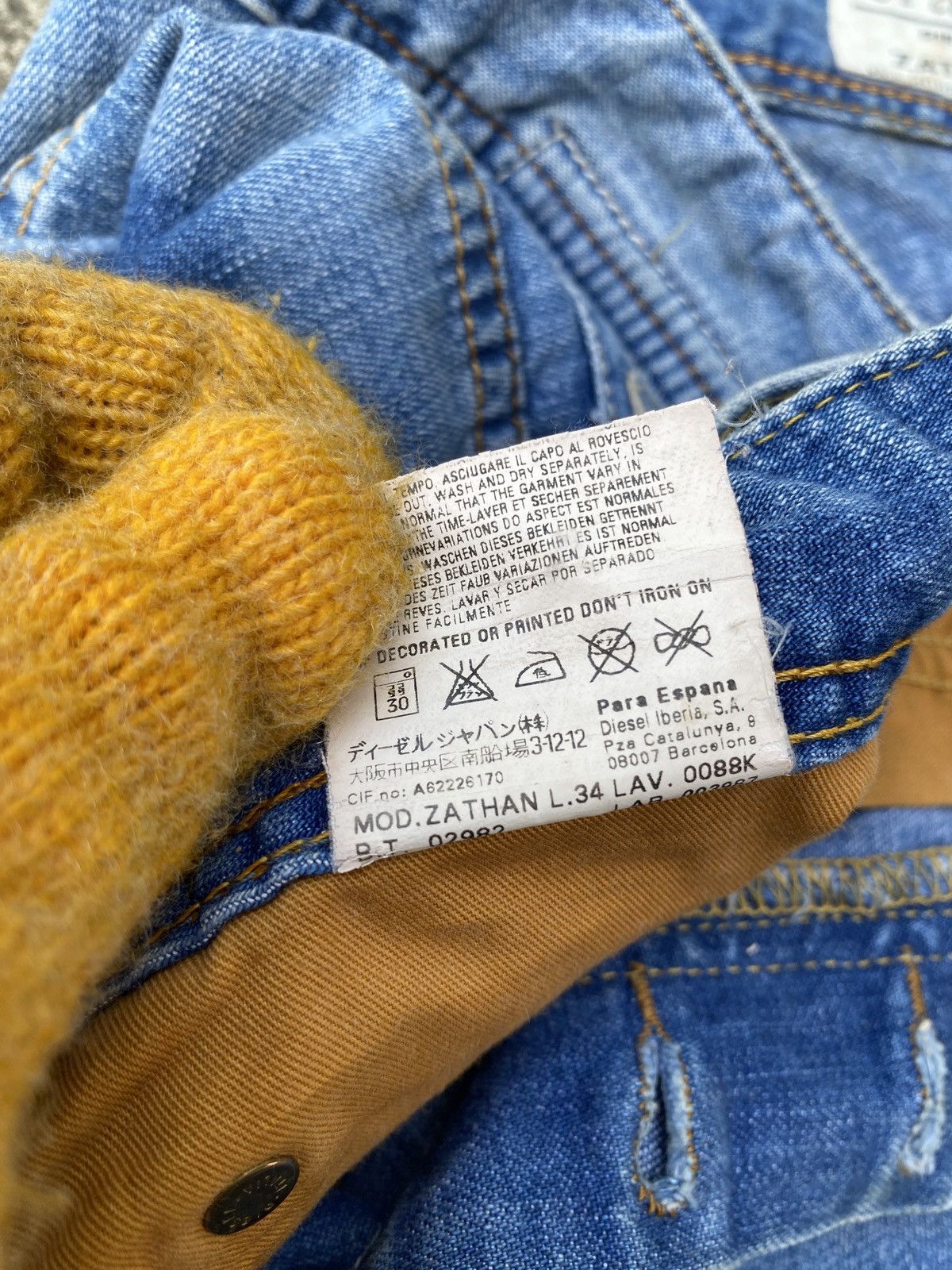 Diesel × Japanese Brand × Tornado Mart Diesel Zathan Blue Faded Flare Denim Size US 34 / EU 50 - 18 Thumbnail