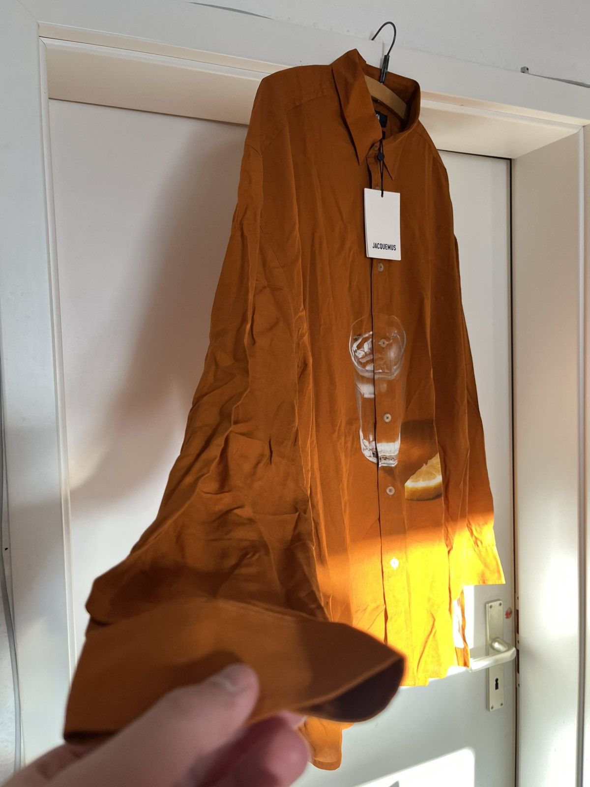 Jacquemus Jacqumeus citrus l splash orange glass printed graphic shirt Size US M / EU 48-50 / 2 - 3 Thumbnail