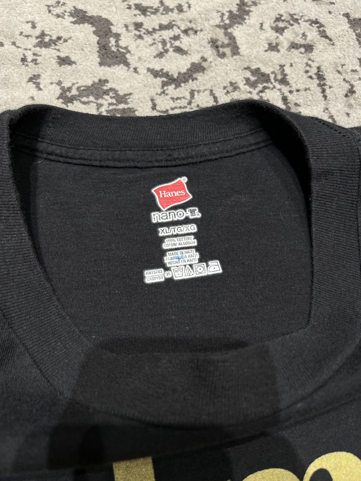 Band Tees Helmet “ Betty “ T-Shirt Size US XL / EU 56 / 4 - 4 Thumbnail