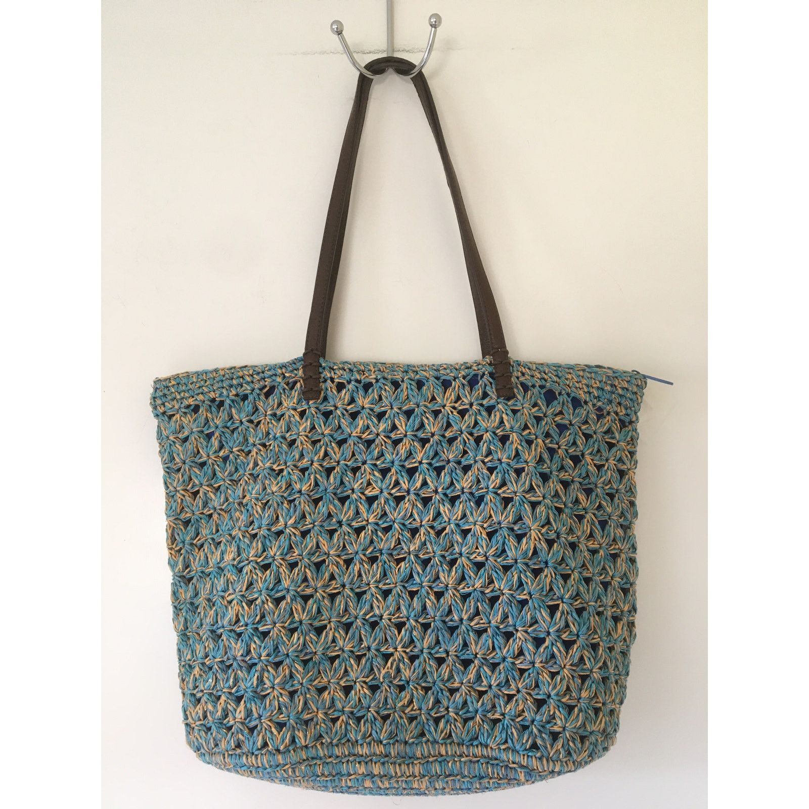 Other Blue Miami Woven Blue, Straw Gold Threads Shoulder Bag Purse Size ONE SIZE - 7 Thumbnail