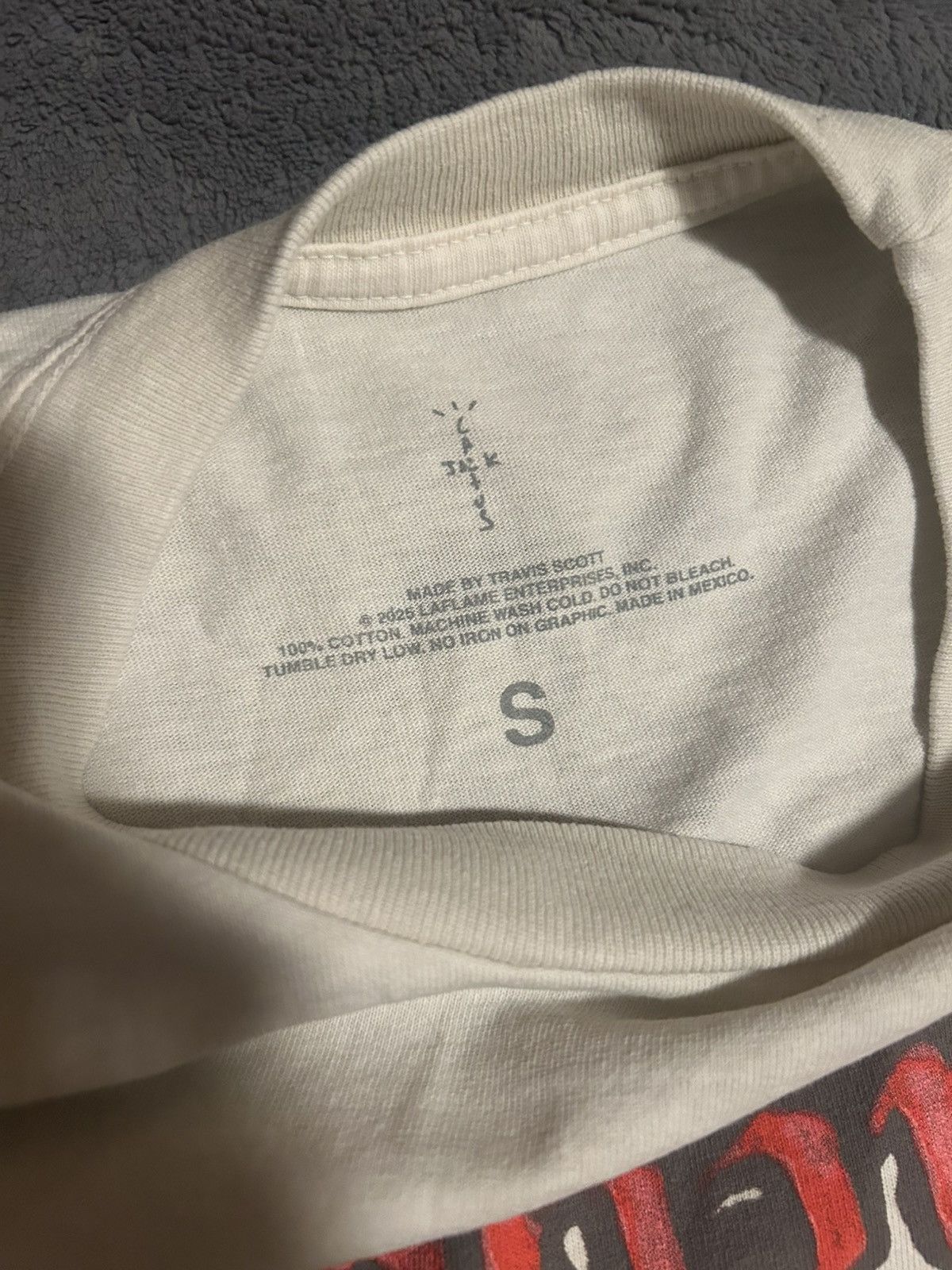 Travis Scott Travis Scott Coachella 2025 Echos in the Dust Size US S / EU 44-46 / 1 - 3 Thumbnail