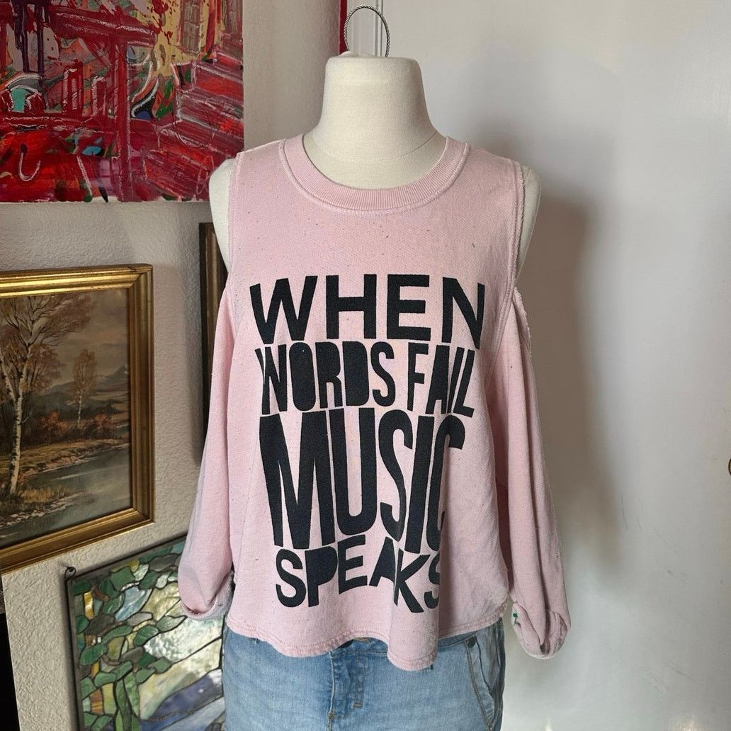 Forever 21 forever 21 music graphic cold shoulder long sleeve shirt Size S / US 4 / IT 40 - 1 Thumbnail