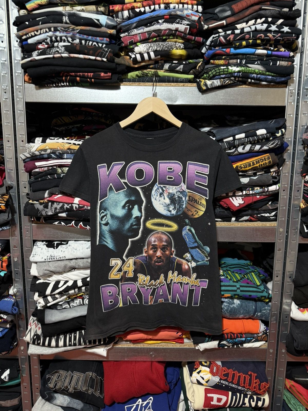 NBA Vintage NBA Kobe Bryant Black Mamba Basketball T-Shirt Y2K Size US S / EU 44-46 / 1 - 1 Thumbnail