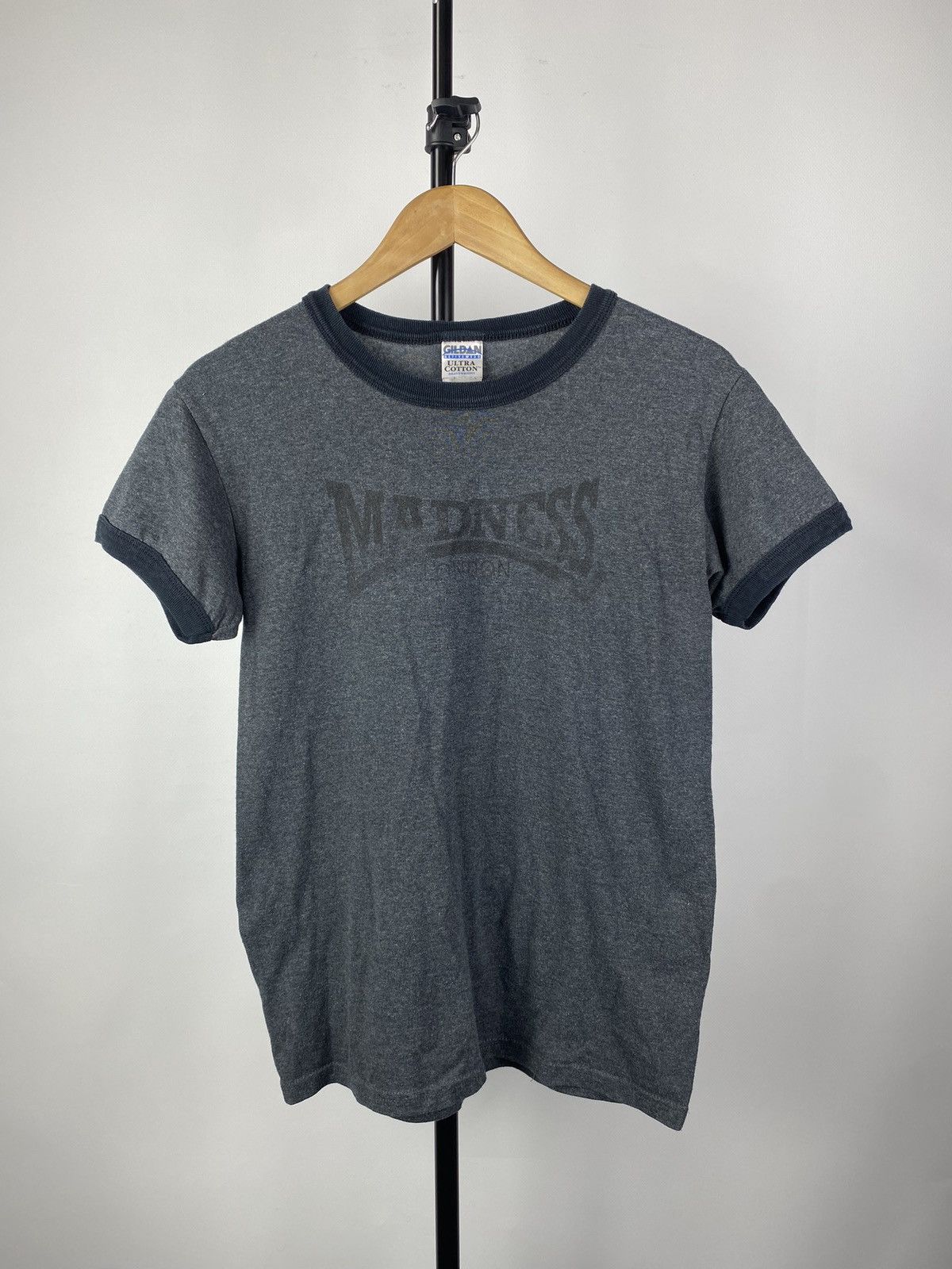 Band Tees × Gildan 90s Madness London Gray Tee Pop Band Tour Rock Emo Punk Size US S / EU 44-46 / 1 - 1 Thumbnail