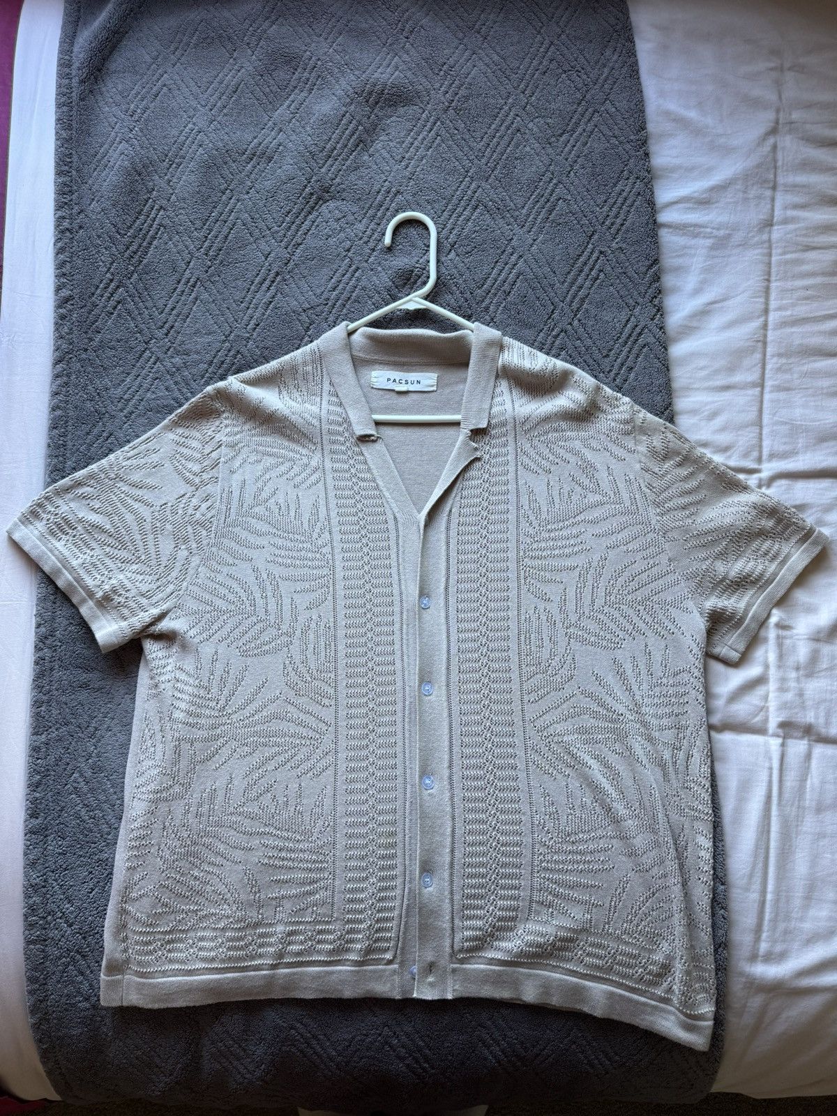 Pacsun PacSun Hawaiian Print Button Up Size US XL / EU 56 / 4 - 1 Thumbnail