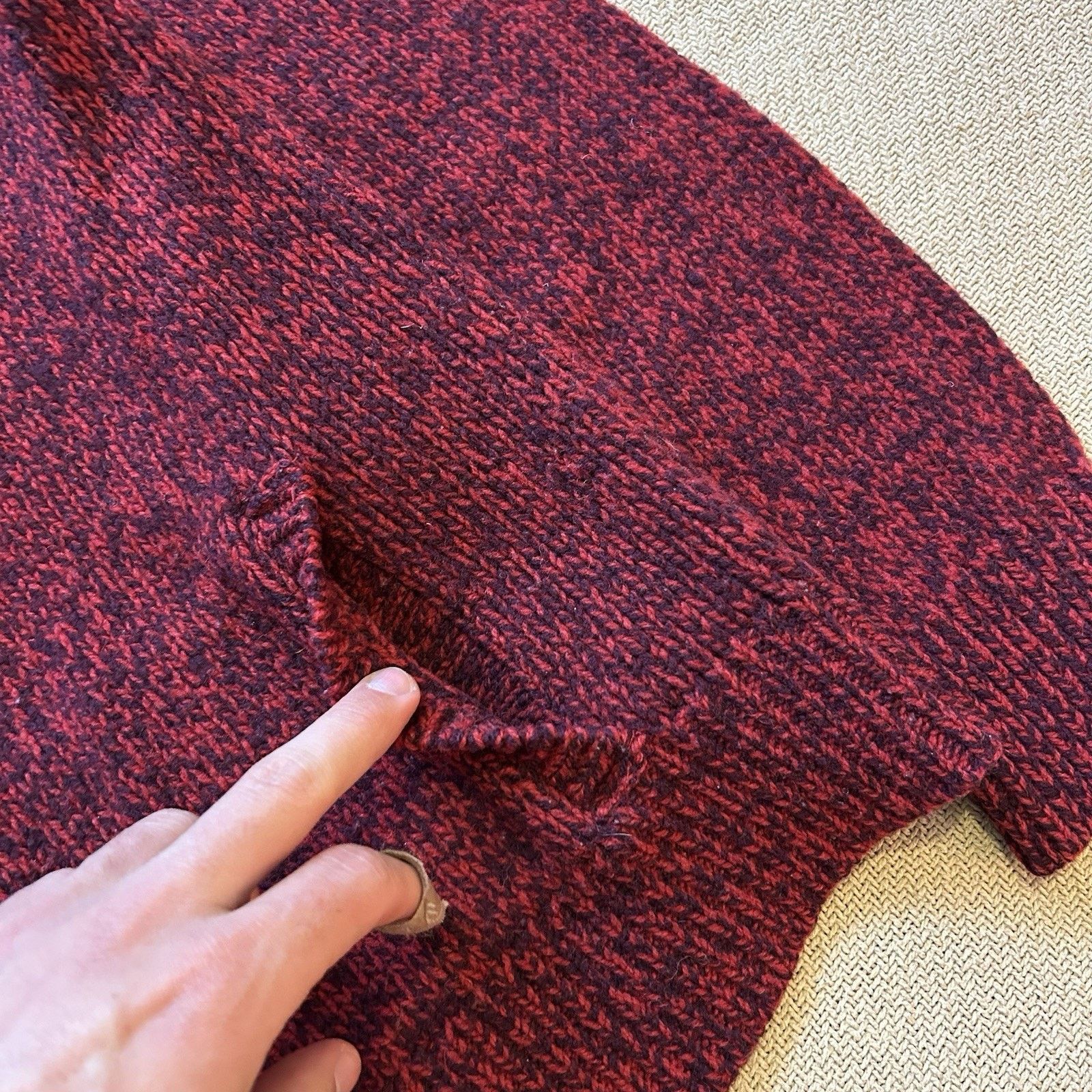 L.L. Bean Lambs Wool Knit Full Zip Kangaroo Pocket Speckled Sweater Size M / US 6-8 / IT 42-44 - 4 Thumbnail