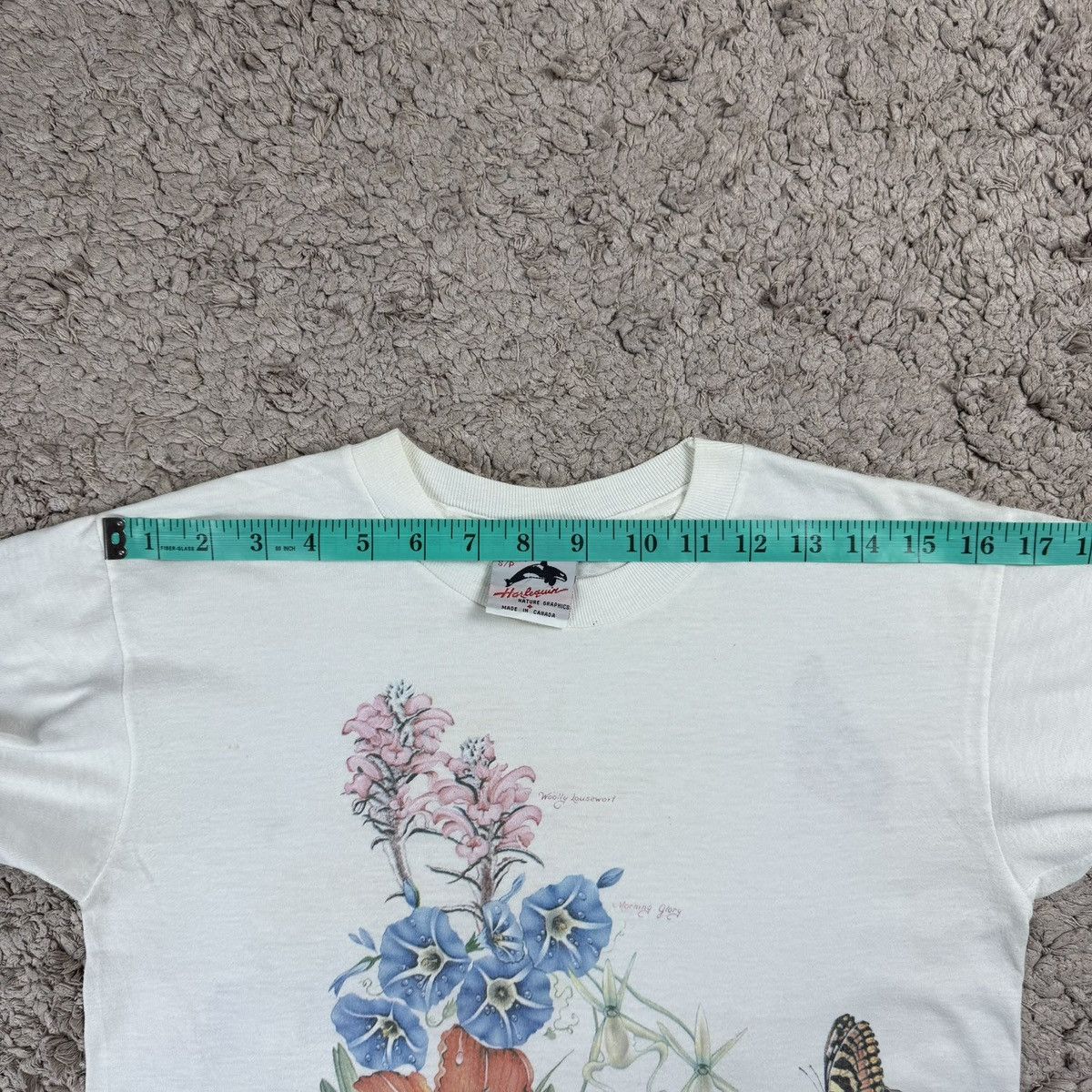 Vintage Vintage 90’s Floral and Butterfly Victoria Canada T-shirt Size US S / EU 44-46 / 1 - 18 Thumbnail