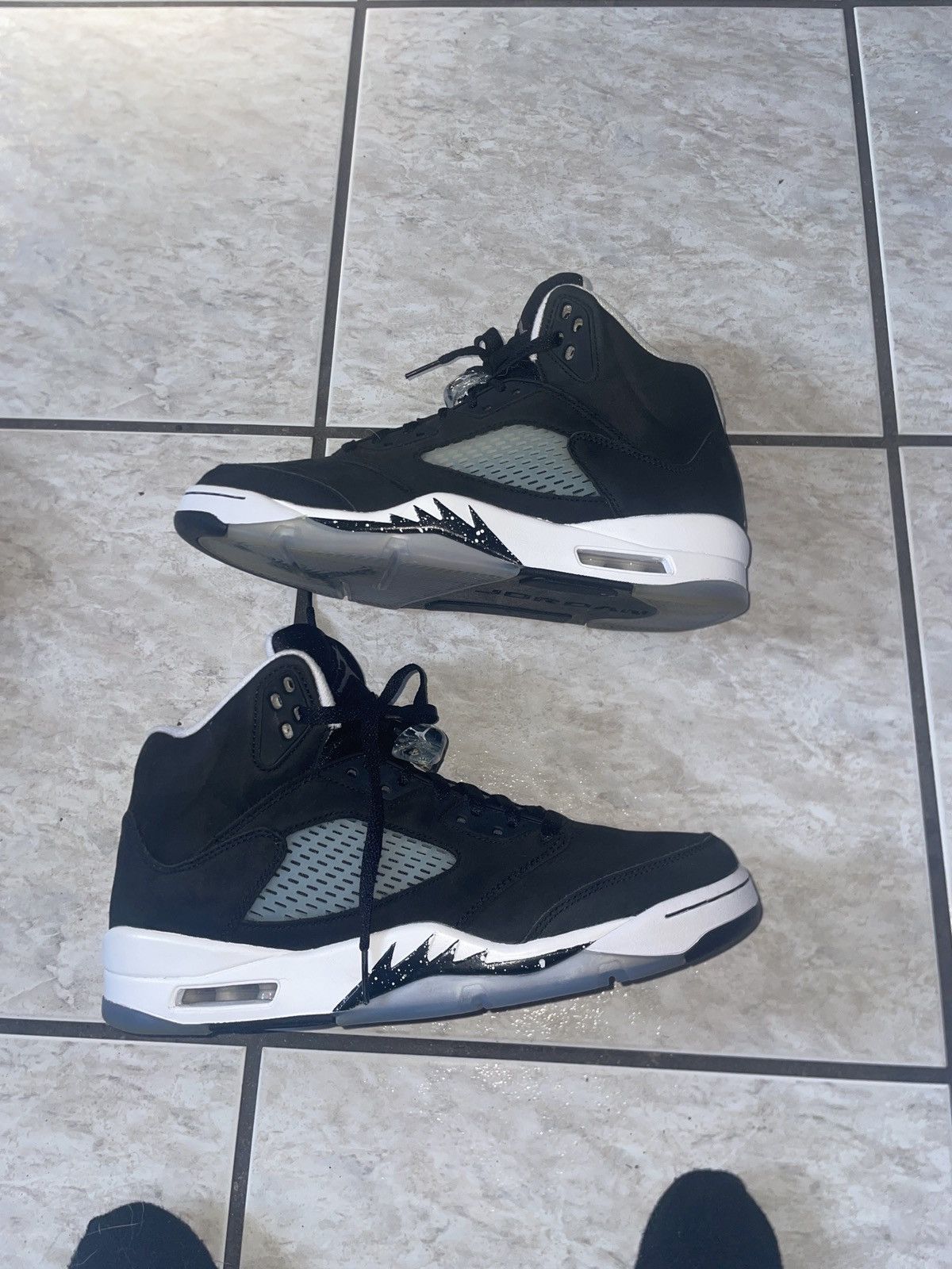 Jordan Brand × Nike Jordan 5 Oreo Size US 10 / EU 43 - 1 Thumbnail