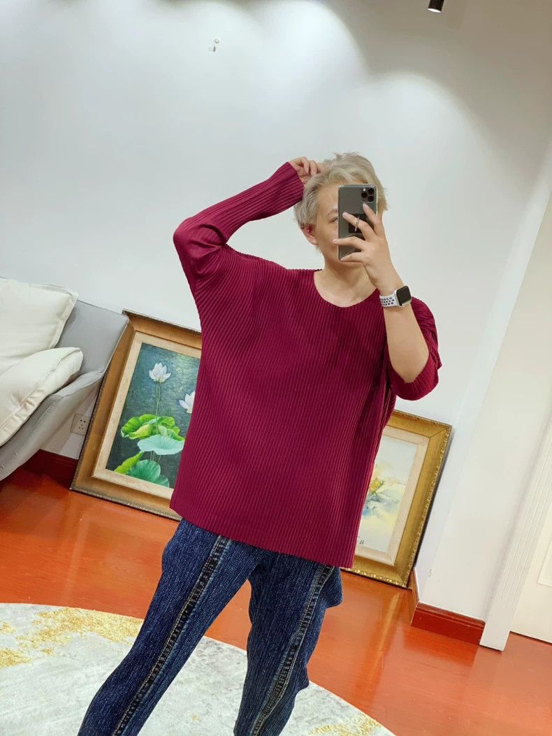 Issey Miyake issey miyake Burgundy top 2506-Nextarrow Size US M / EU 48-50 / 2 - 6 Thumbnail