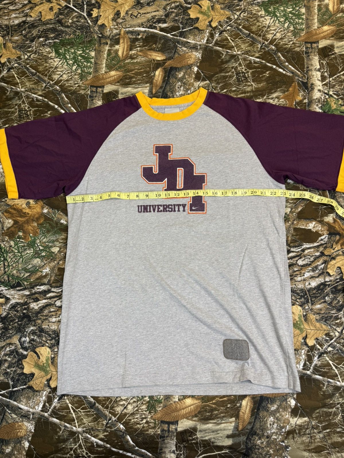 ***FINAL DROP***RARE 00s NIKE JDI UNIVERSITY T SHIRT L