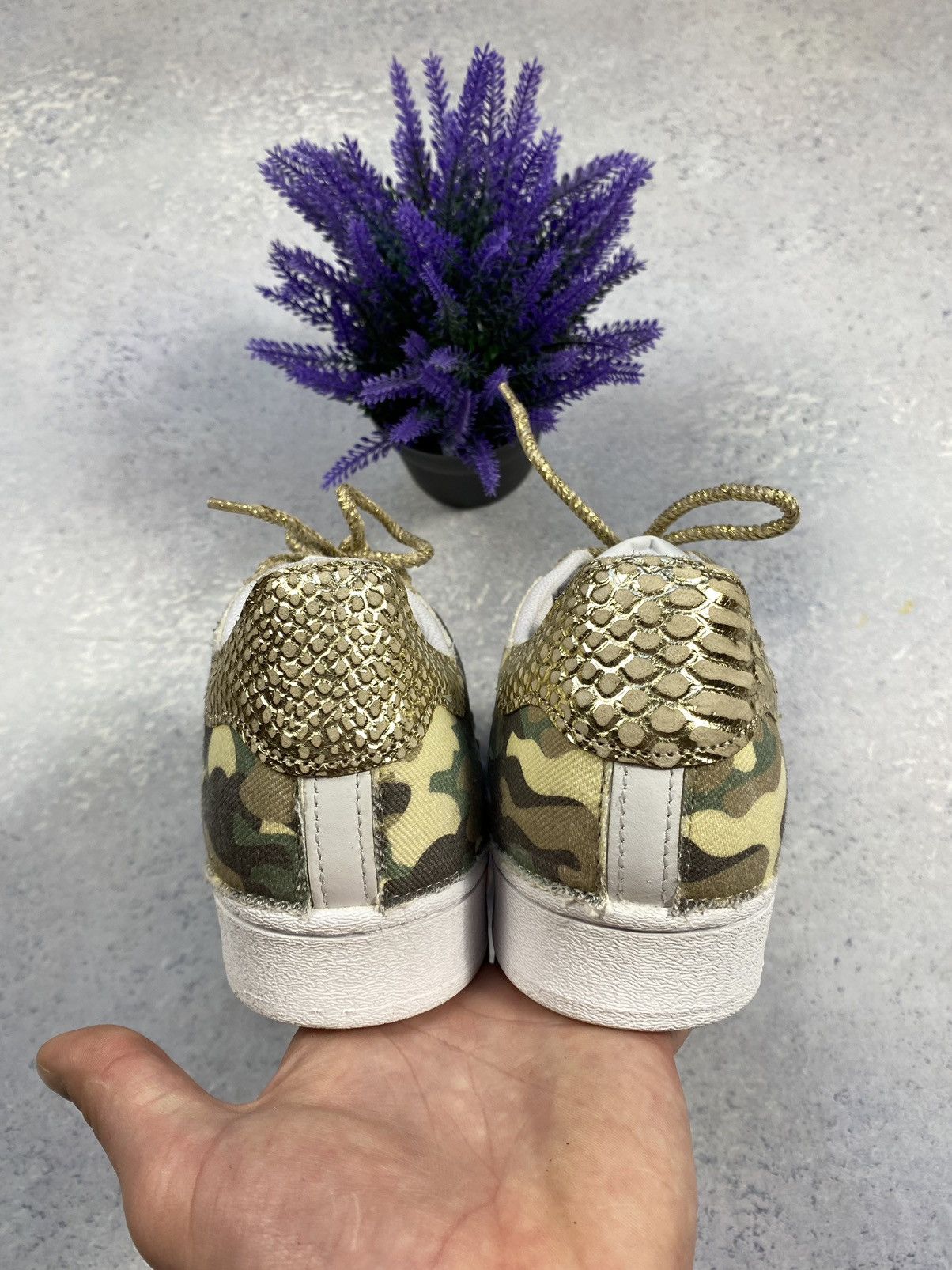 Adidas Very Rare Women’s Adidas Superstar Lady Camo Size US 8 1/2 Size US 12 / IT 42 - 6 Thumbnail