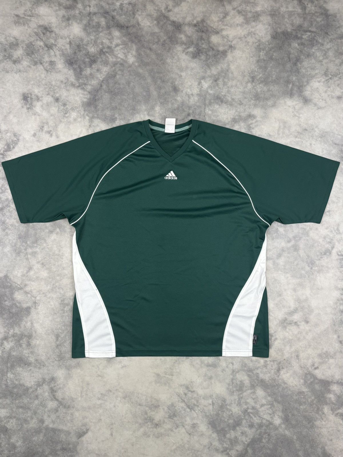 Adidas Vintage adidas t shirt jersey soccer Bootle green Kanye West Size US XL / EU 56 / 4 - 1 Thumbnail