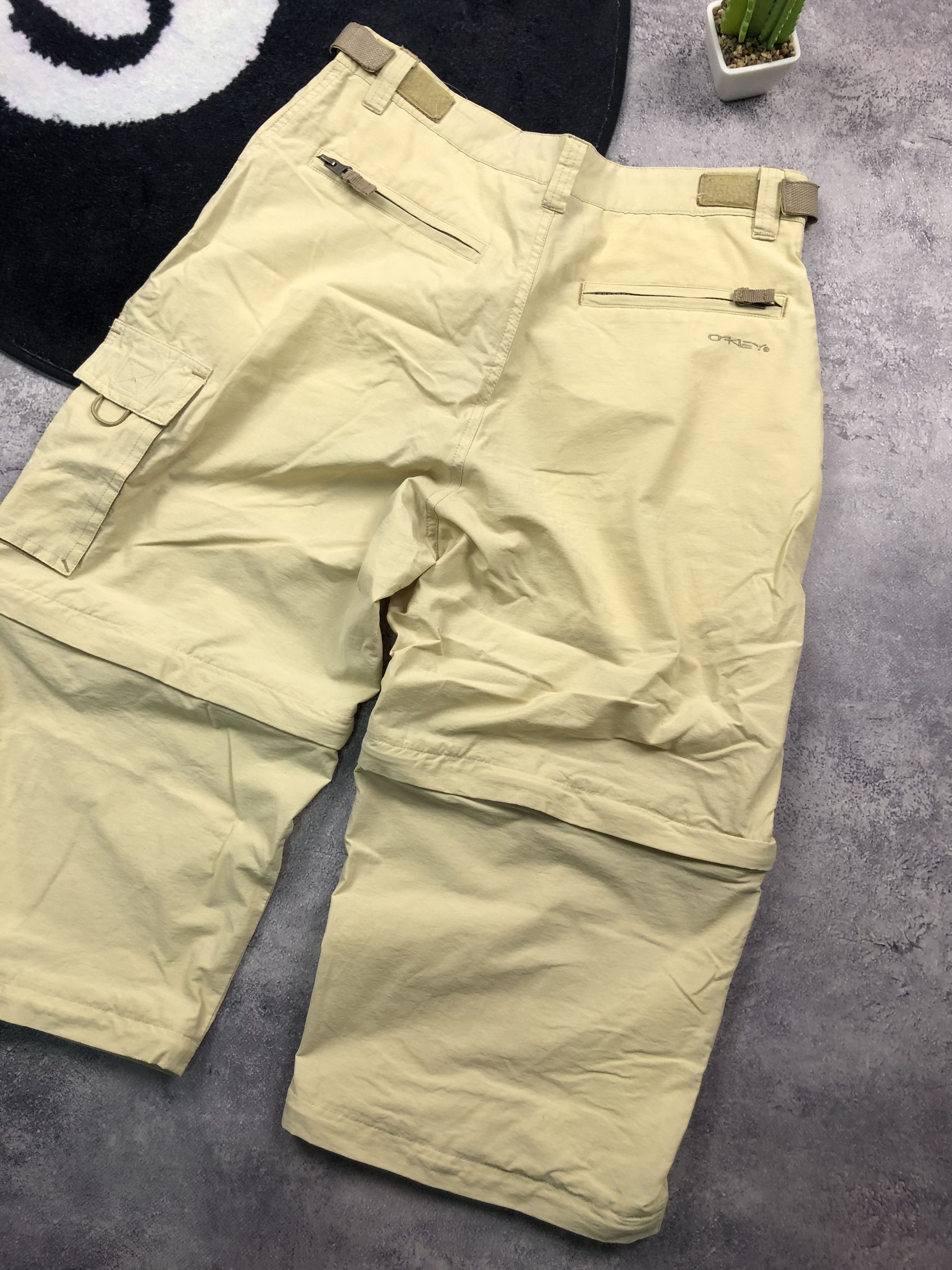 Oakley OAKLEY Vintage Softwear Transformer Breaches Shorts Outdoor Size US 30 / EU 46 - 12 Thumbnail