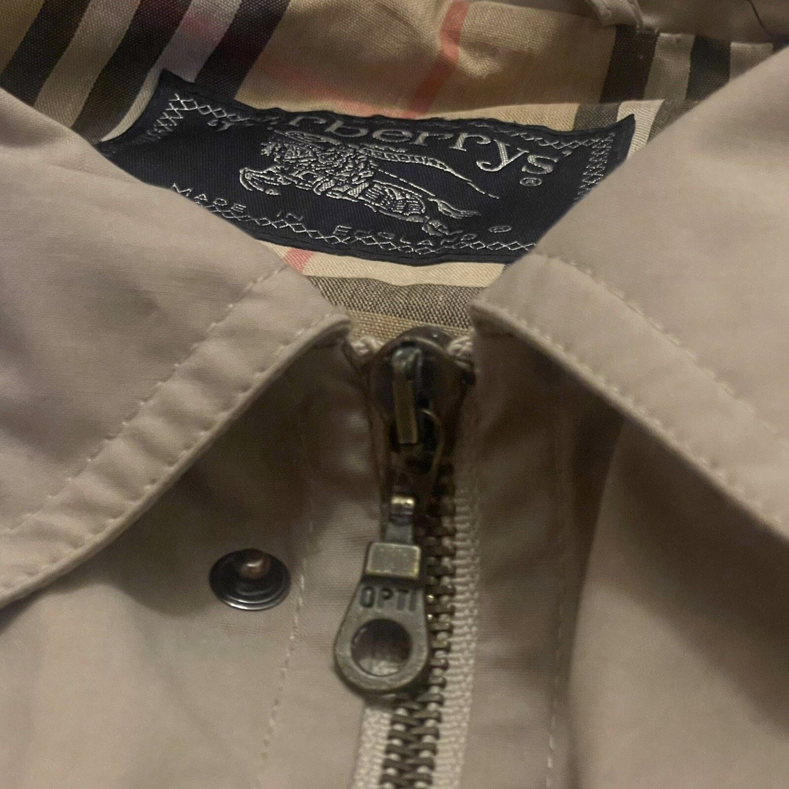 Burberry vintage burberry winter jacket nova check cotton MADE in UK Size US XL / EU 56 / 4 - 6 Thumbnail