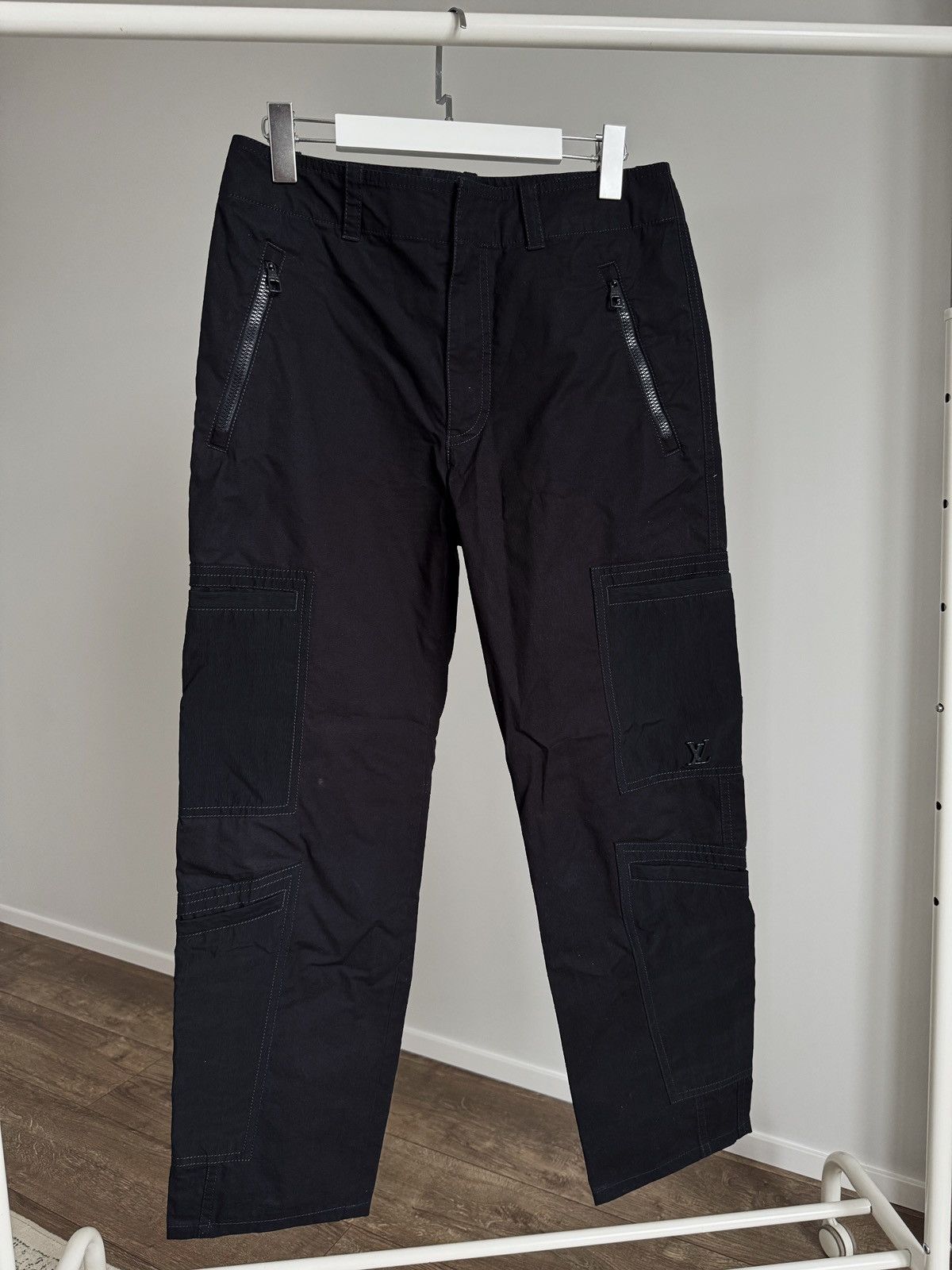 Louis Vuitton Louis Vuitton Navy Cargo Size US 32 / EU 48 - 1 Thumbnail