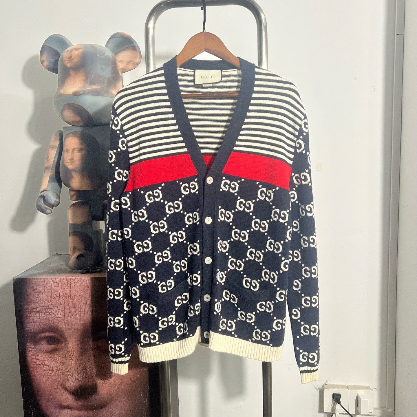 Gucci Gucci Knit Sweater L Women Size L / US 10 / IT 46 - 1 Thumbnail