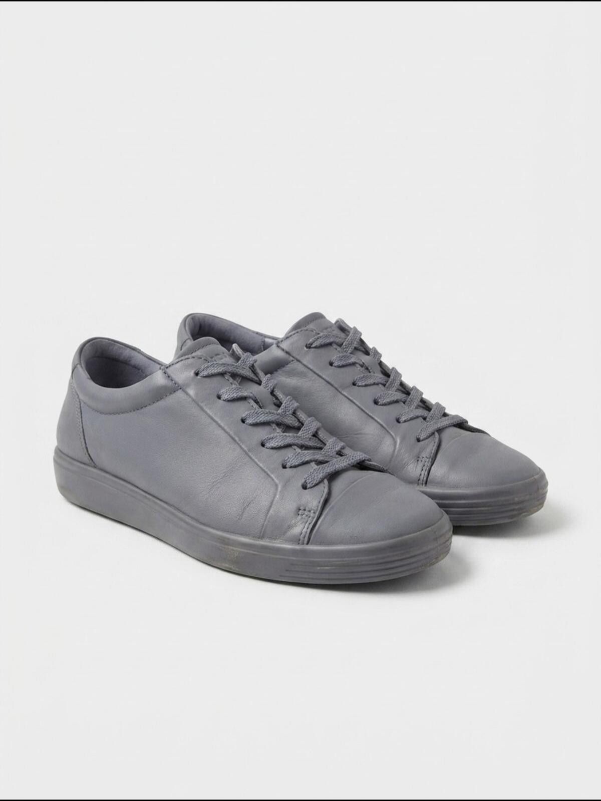 Ecco Ecco Women's Gray Leather Low-Top Sneakers Size US 10 / IT 40 - 1 Thumbnail