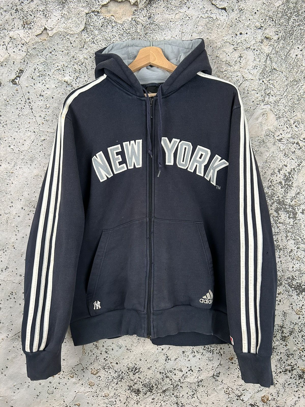 2000's NEW YORK YANKEES ADIDAS HOODED SWEAT TOP L