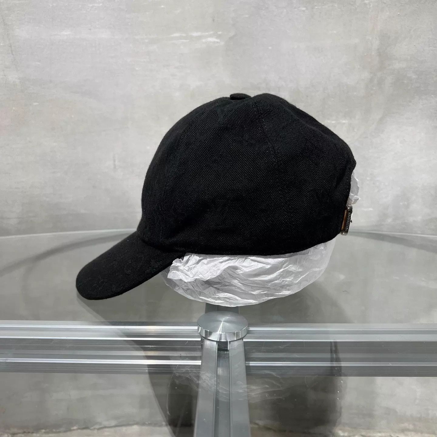 Louis Vuitton LV embossed all over embroidery cap DY10183 58cm Size ONE SIZE - 2 Thumbnail