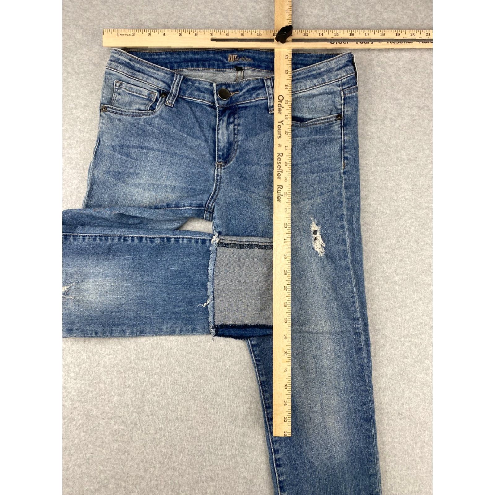 Vintage KUT from the Kloth Jeans 6 Womens Capri Jeans Mid-Rise Cuffed Denim Blue Regular Fit 5-Pocket Modern Style Pants Girls Womens Size 28" / US 6 / IT 42 - 4 Thumbnail