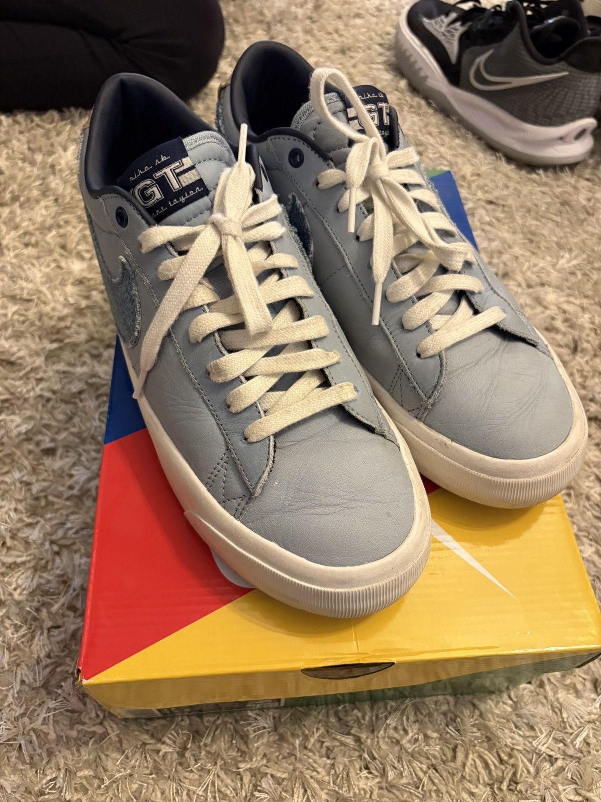Nike SB Zoom Blazer Low Pro GT PRM Size US 11 / EU 44 - 1 Thumbnail