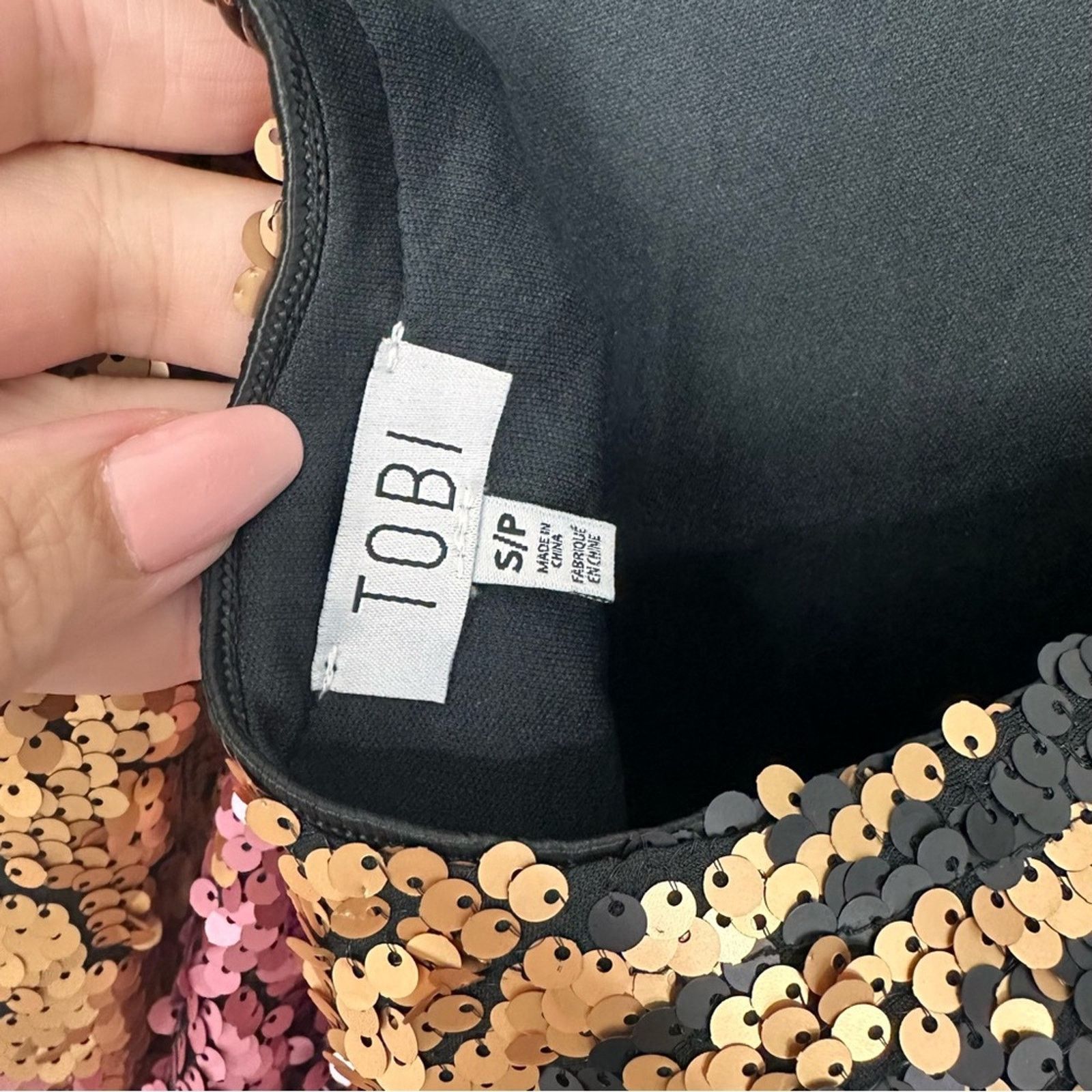 Other Tobi Shine Me Up Ombré Sequin Mini Backless Shift Dress Sz S Size S / US 4 / IT 40 - 7 Thumbnail