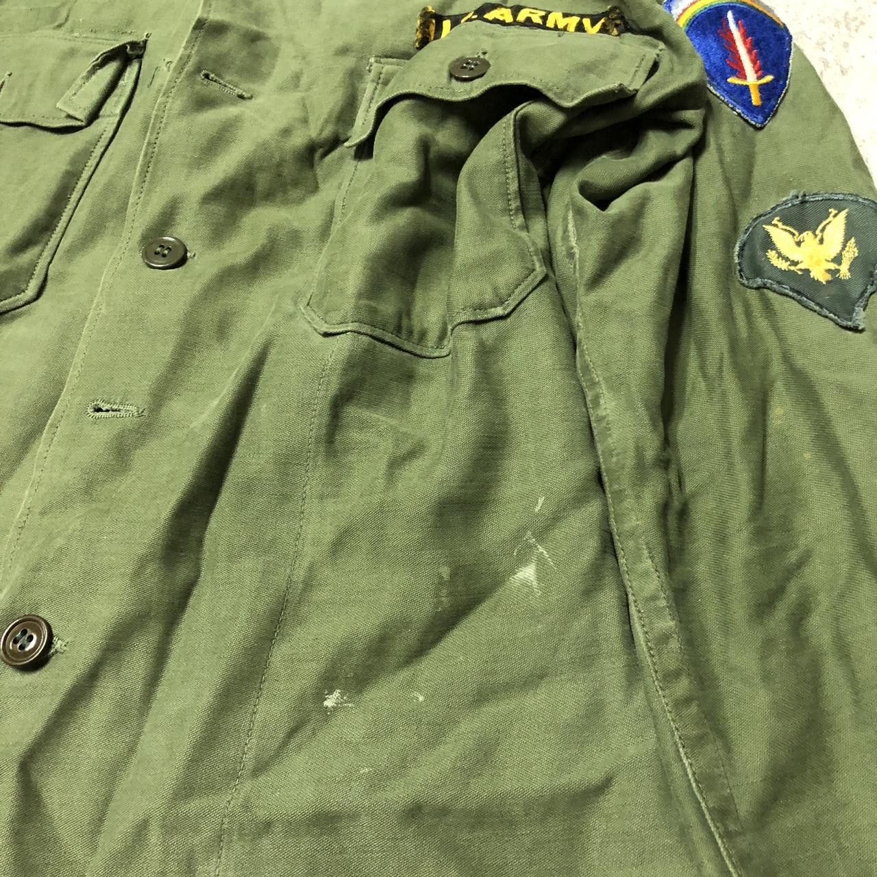 Other 1960s US Army green military jacket with patches, buttons Size US M / EU 48-50 / 2 - 3 Thumbnail