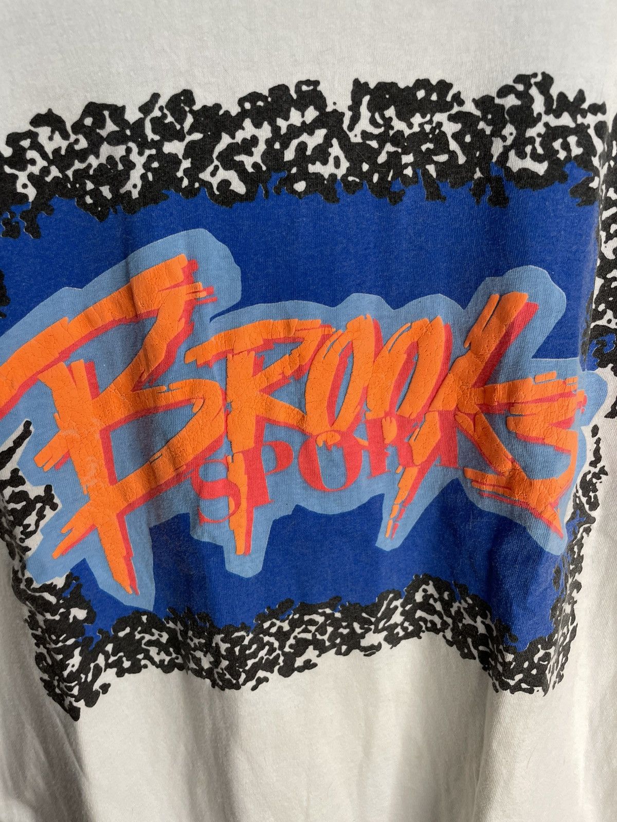 Vintage Vintage 90s Brooks Sports Spell Out Single stitch Tshirt Size US L / EU 52-54 / 3 - 2 Thumbnail