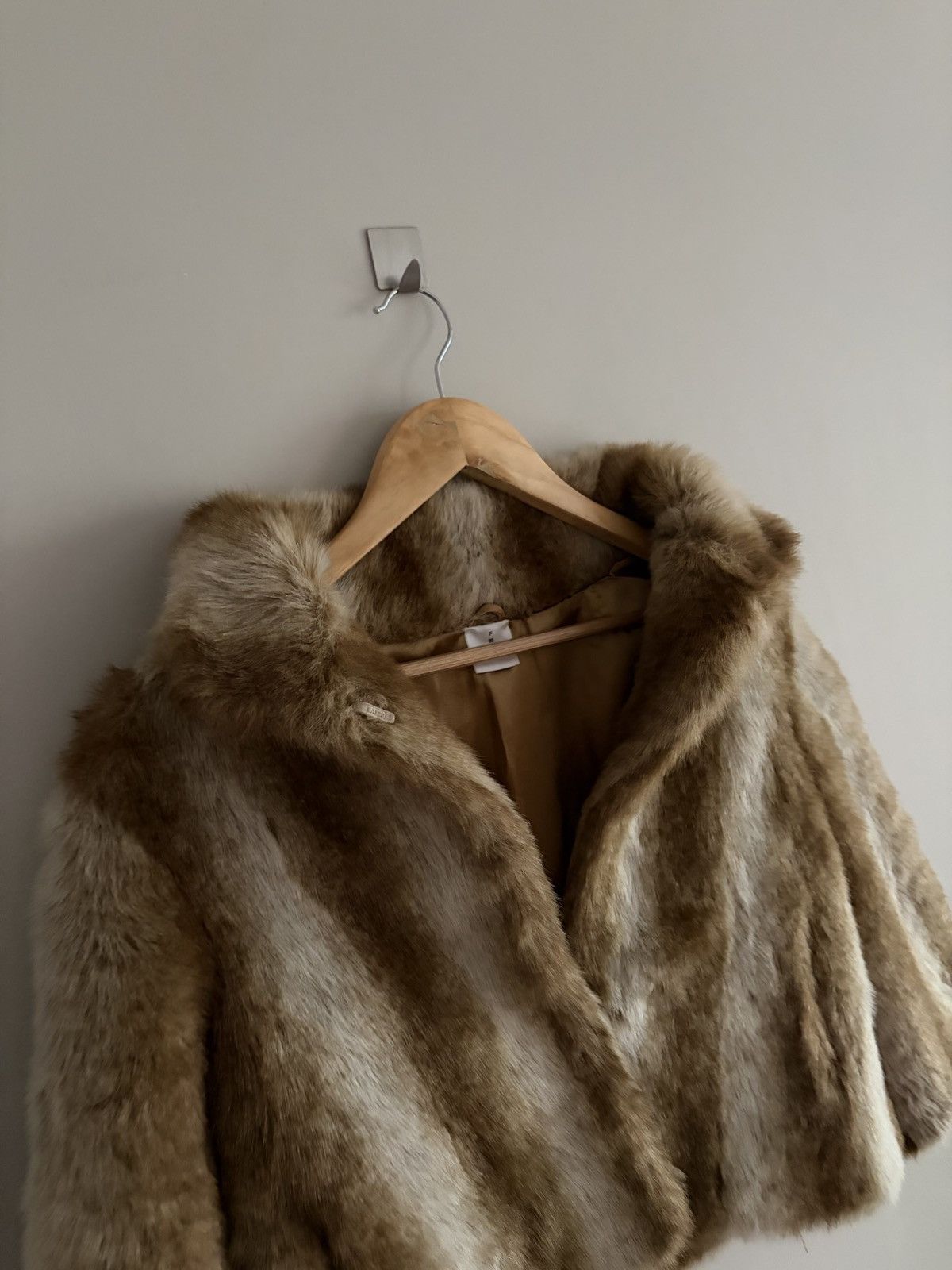 Vintage Vintage Cropped Faux Fur Coat with Short Sleeves Size S / US 4 / IT 40 - 2 Thumbnail