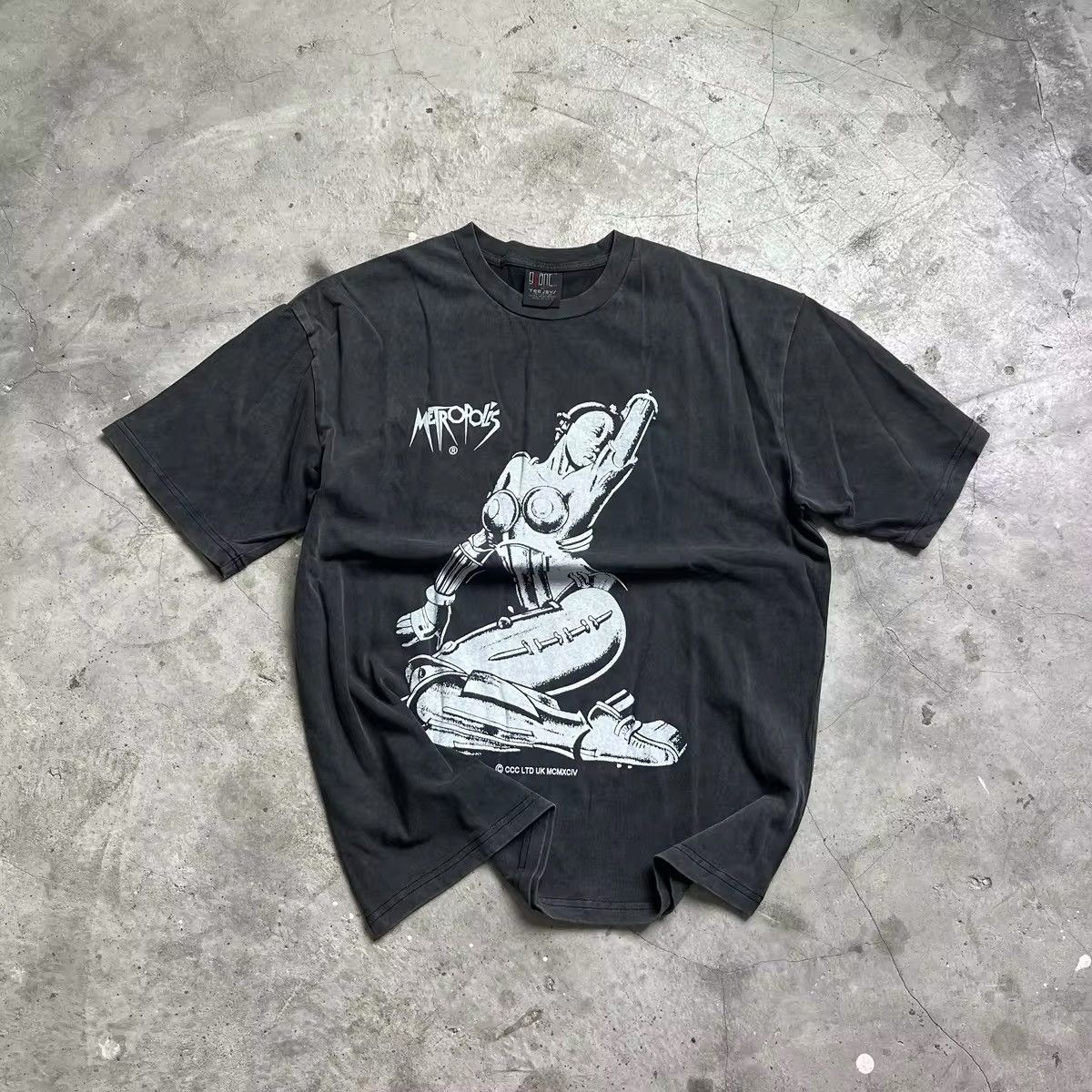 Japanese Brand × Vintage Vintage Metropolis Graphic Printed Vintage T Shirt Size US XL / EU 56 / 4 - 3 Thumbnail