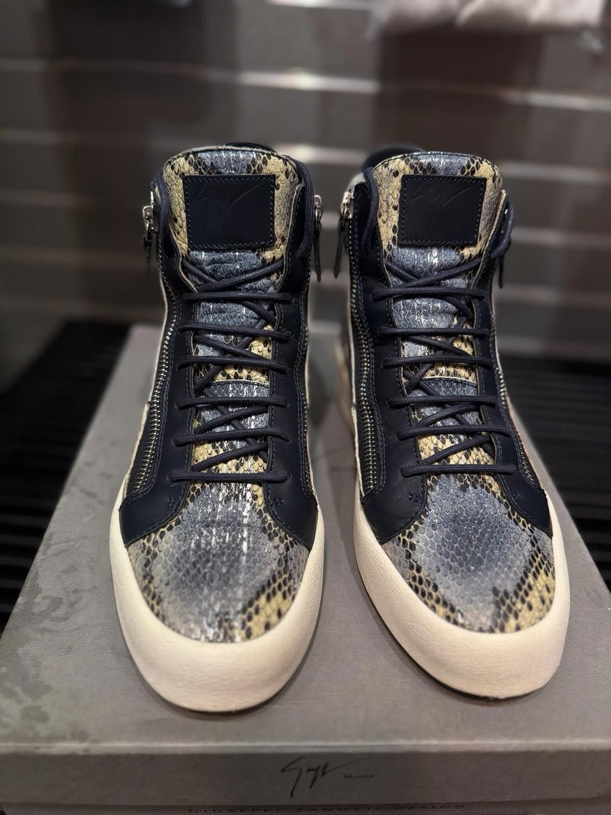Giuseppe Zanotti Giuseppe Zanotti Embossed Snakeskin Sneakers - 44EU/11US Size US 11 / EU 44 - 7 Thumbnail