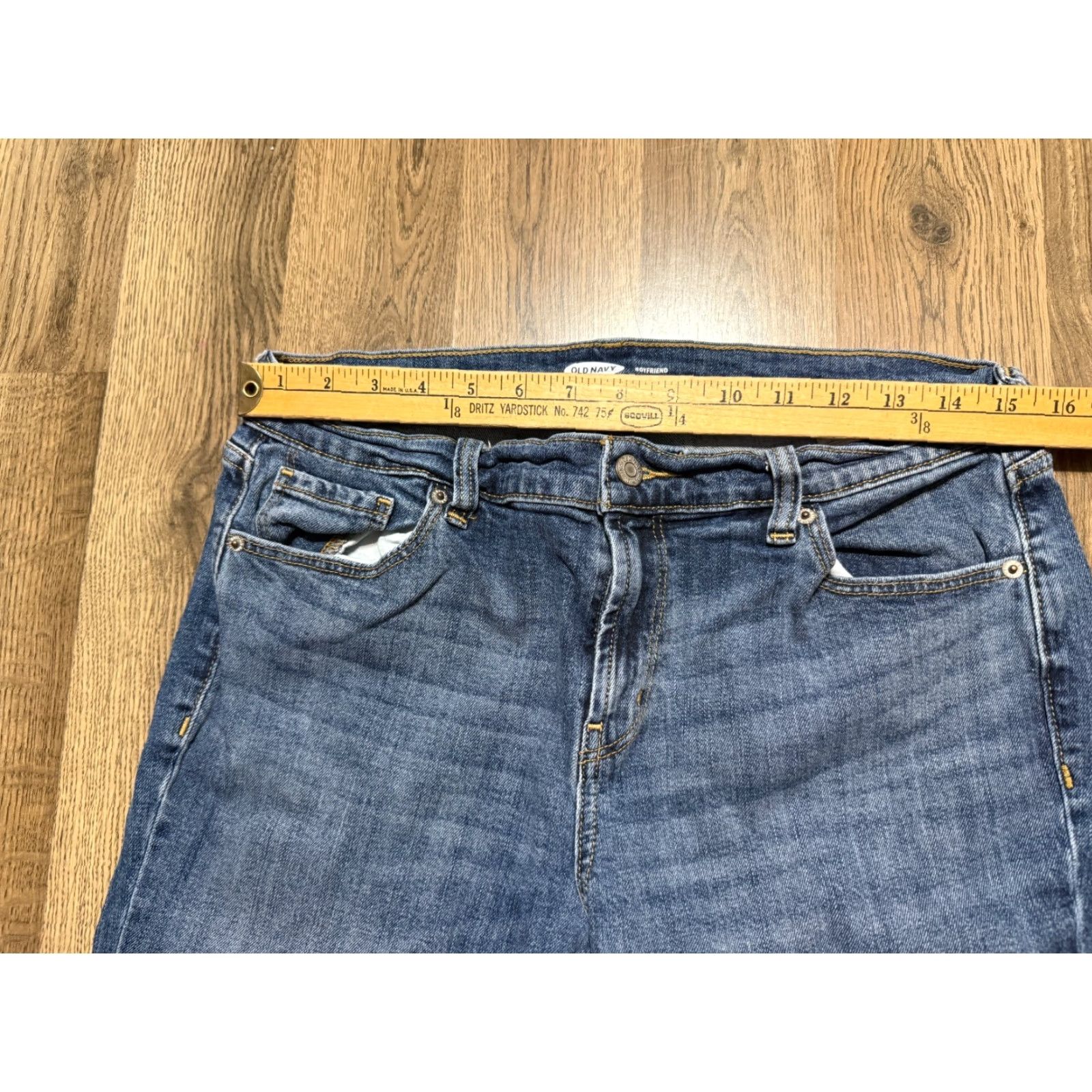 Old Navy Old Navy Jeans Women's 10 Blue Denim Boyfriend Medium Wash Mid Rise Regular Inseam 26 in 5-Pocket Size 32" / US 10 / IT 46 - 7 Thumbnail