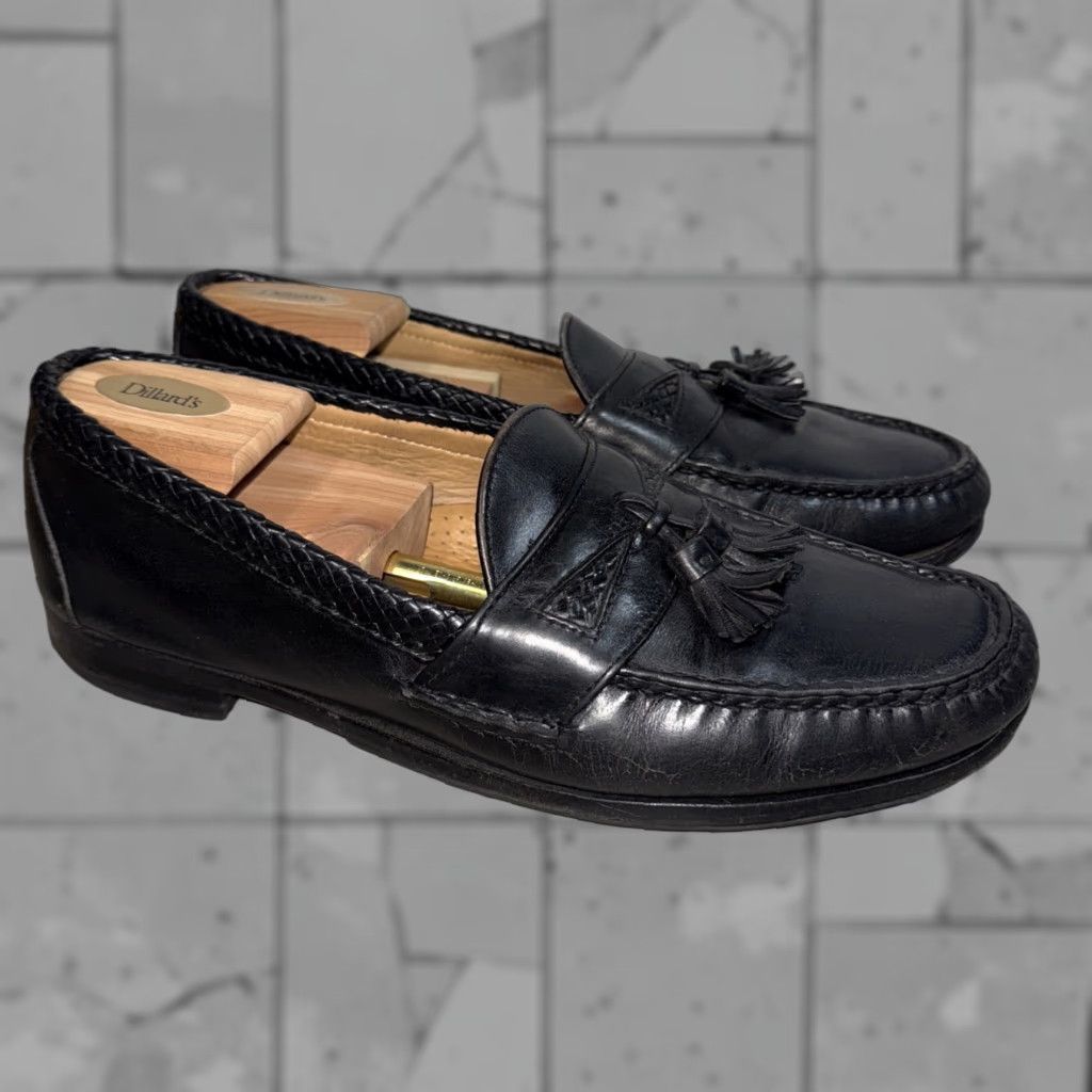 ALLEN EDMONDS Maxfield Black Leather Tassel Slip-On Loafer  display picture 3