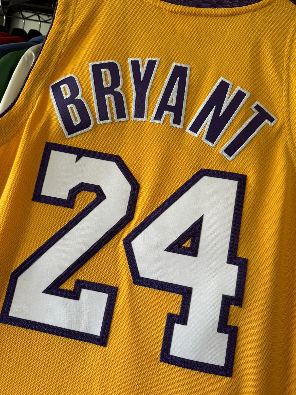 Mitchell & Ness × NBA Kobe Bryant Mitchell&Ness 2009-2010 Finals Authentic Jersey Size US L / EU 52-54 / 3 - 3 Thumbnail